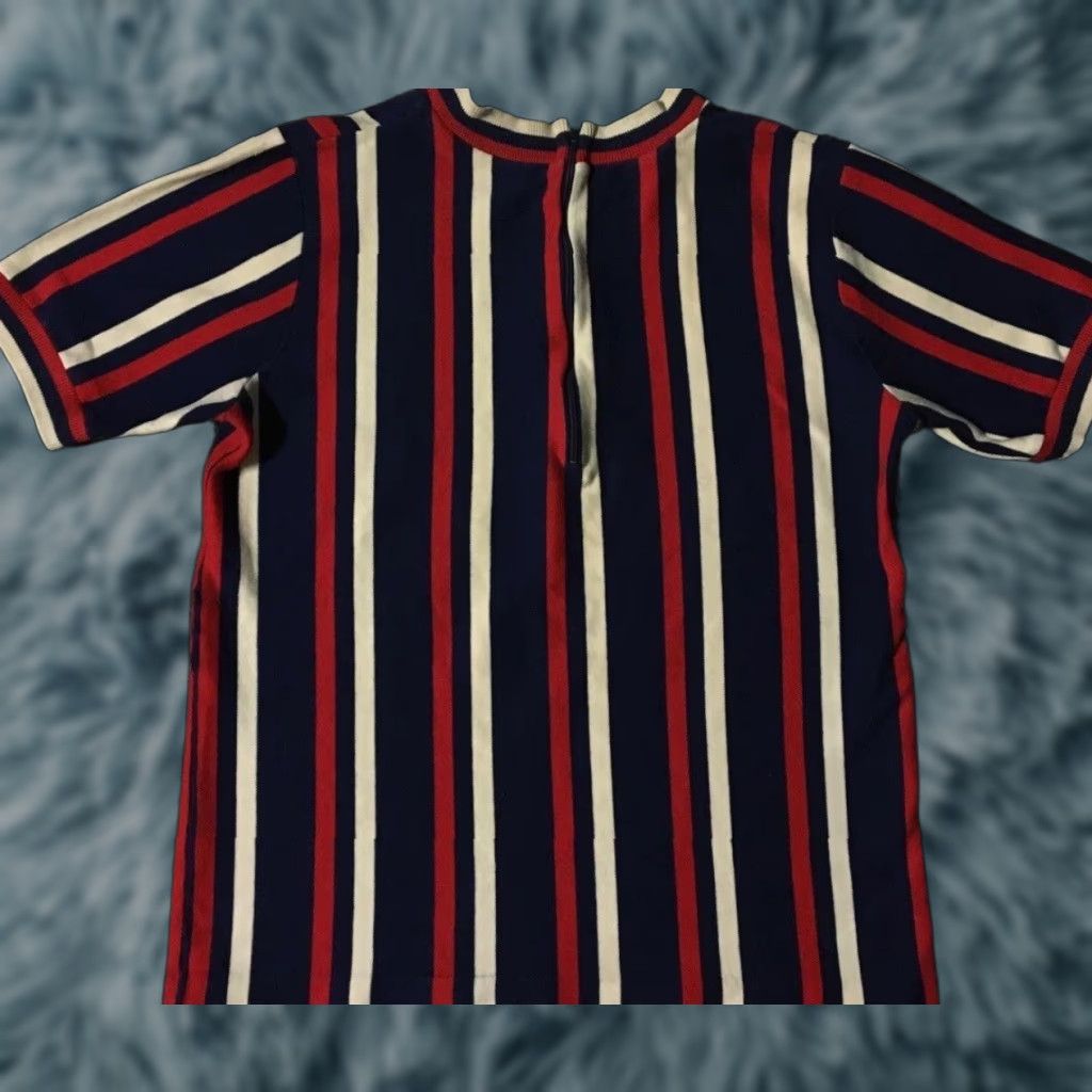 Vintage VINTAGE Punk Shirt Womens L Blue Striped AOP Grunge 70s 80s Surf Skate Beach Vaporwave Zip T-Shirt Size L / US 10 / IT 46 - 1 Thumbnail