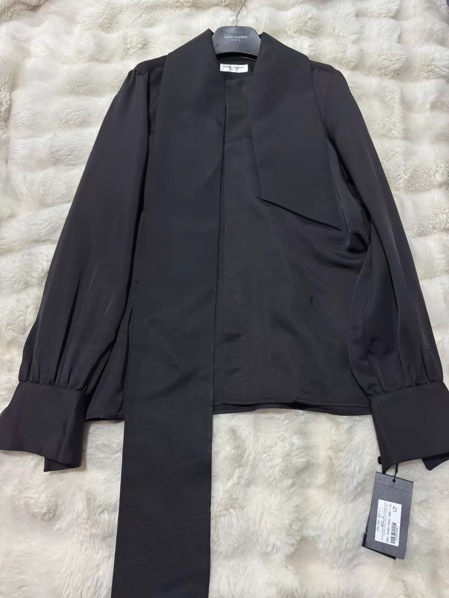 Saint Laurent Paris Saint Laurent Runway Lavallière Bow Shirt Size US L / EU 52-54 / 3 - 1 Thumbnail
