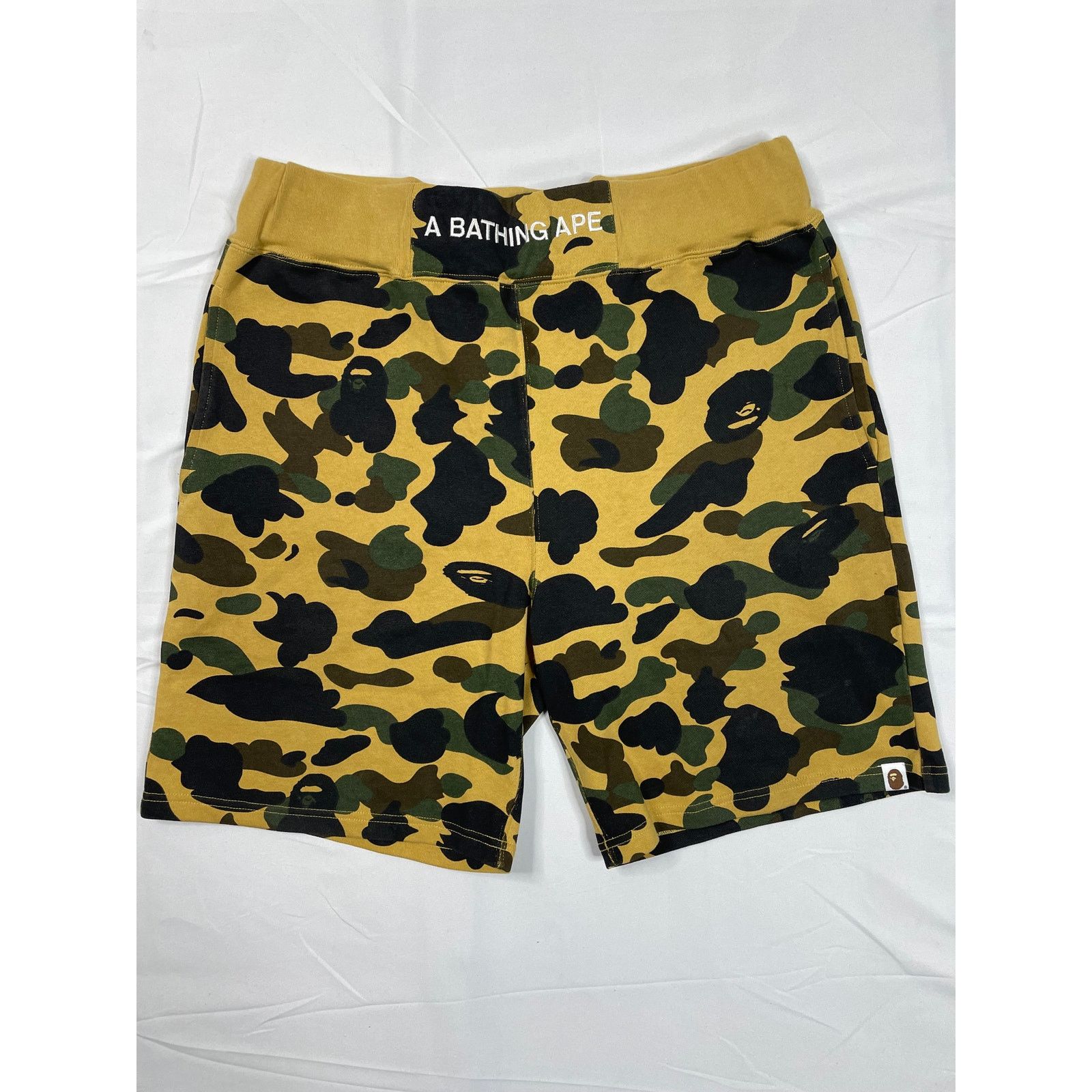 Bape 1st Camo Sweat Shorts Size US 40 / EU 56 - 1 Thumbnail