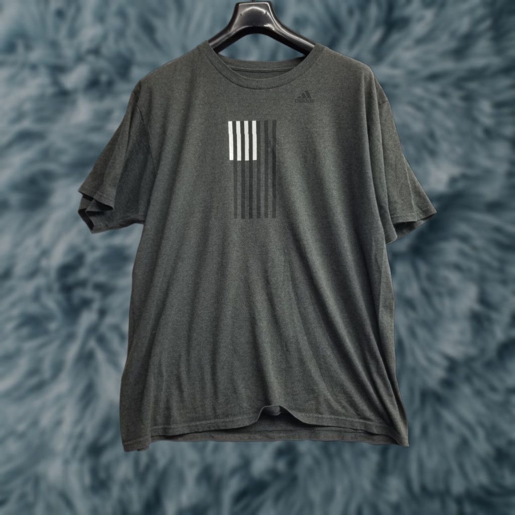 Adidas Adidas Shirt Men's XL Gray Short Sleeve Three Stripe Life American Flag T-Shirt Size US XL / EU 56 / 4 - 1 Thumbnail