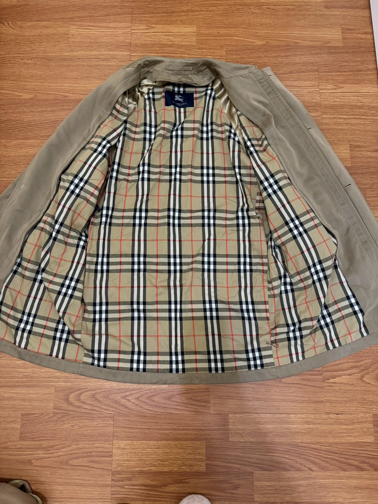 Burberry Burberry Trenchcoat with attachable vest Size US L / EU 52-54 / 3 - 16 Thumbnail