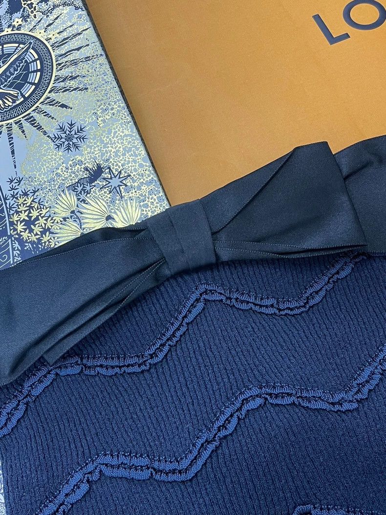 Chanel Chanel Blue knitted bow chest Size XXS / US 00 / IT 34 - 3 Thumbnail