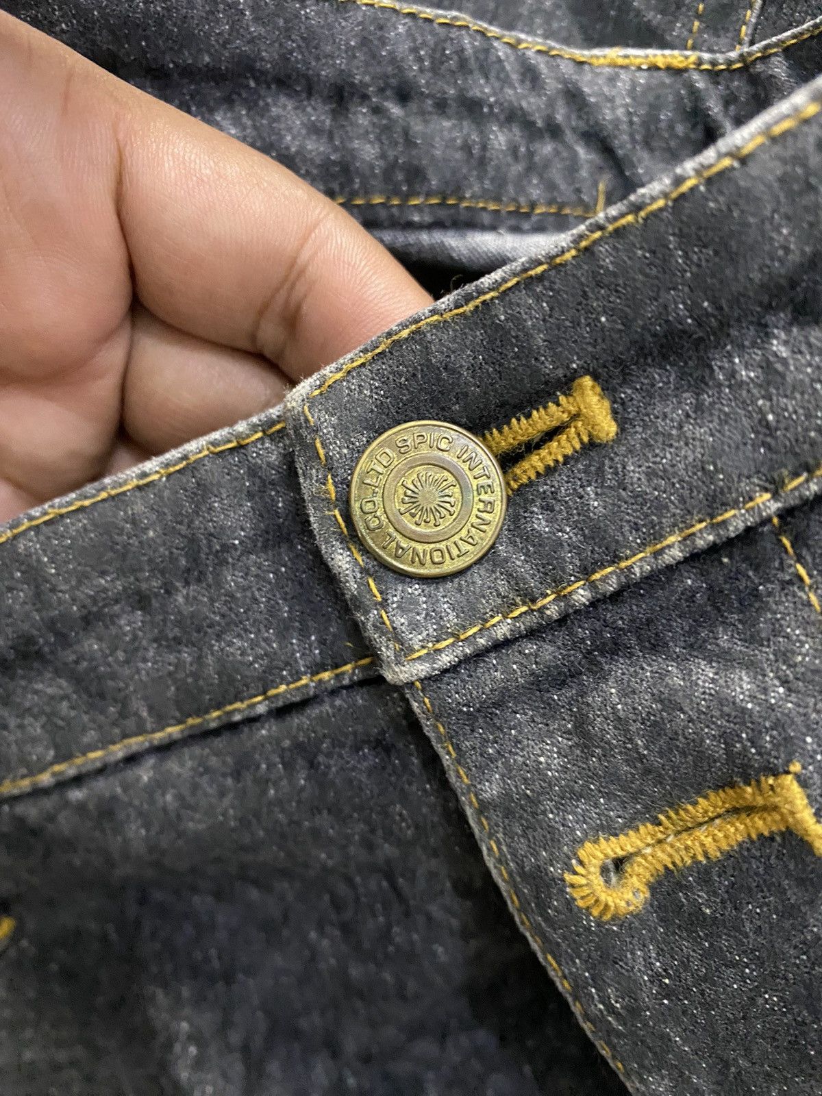 If Six Was Nine TORNADO MART FLARE DENIM LACES BOTTOM DISTRESS Size US 33 - 11 Thumbnail