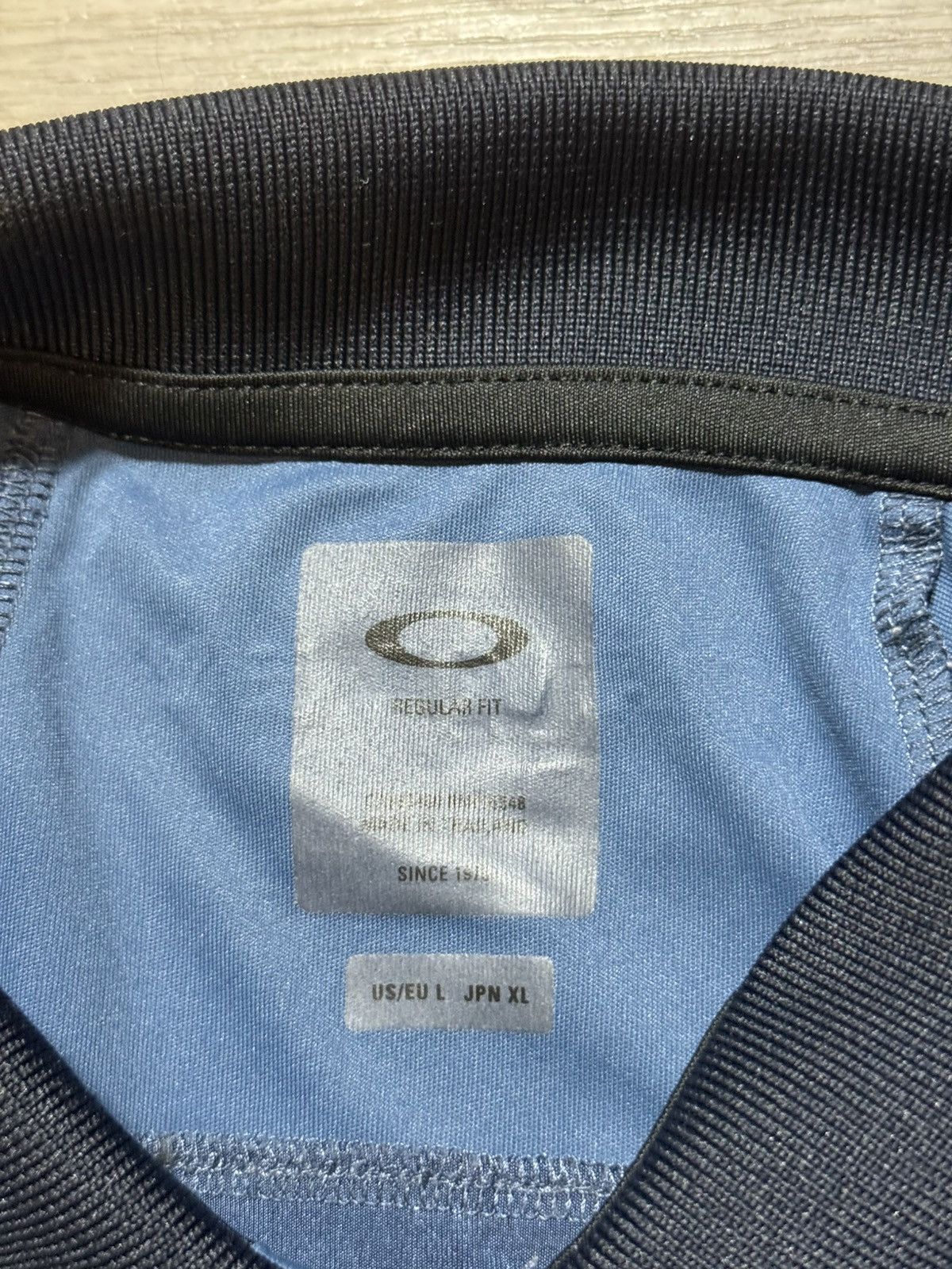 Oakley Oakley Polo Shirt Blue Striped Back Golf Casual Short Sleeve Size US L / EU 52-54 / 3 - 3 Thumbnail