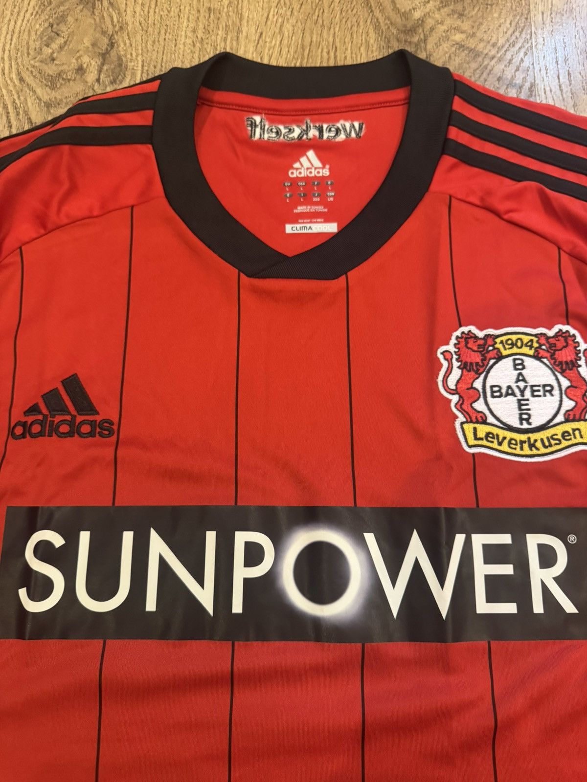Adidas BAYER LEVERKUSEN 2012 2013 HOME FOOTBALL SHIRT ADIDAS SZ L Size US L / EU 52-54 / 3 - 5 Thumbnail