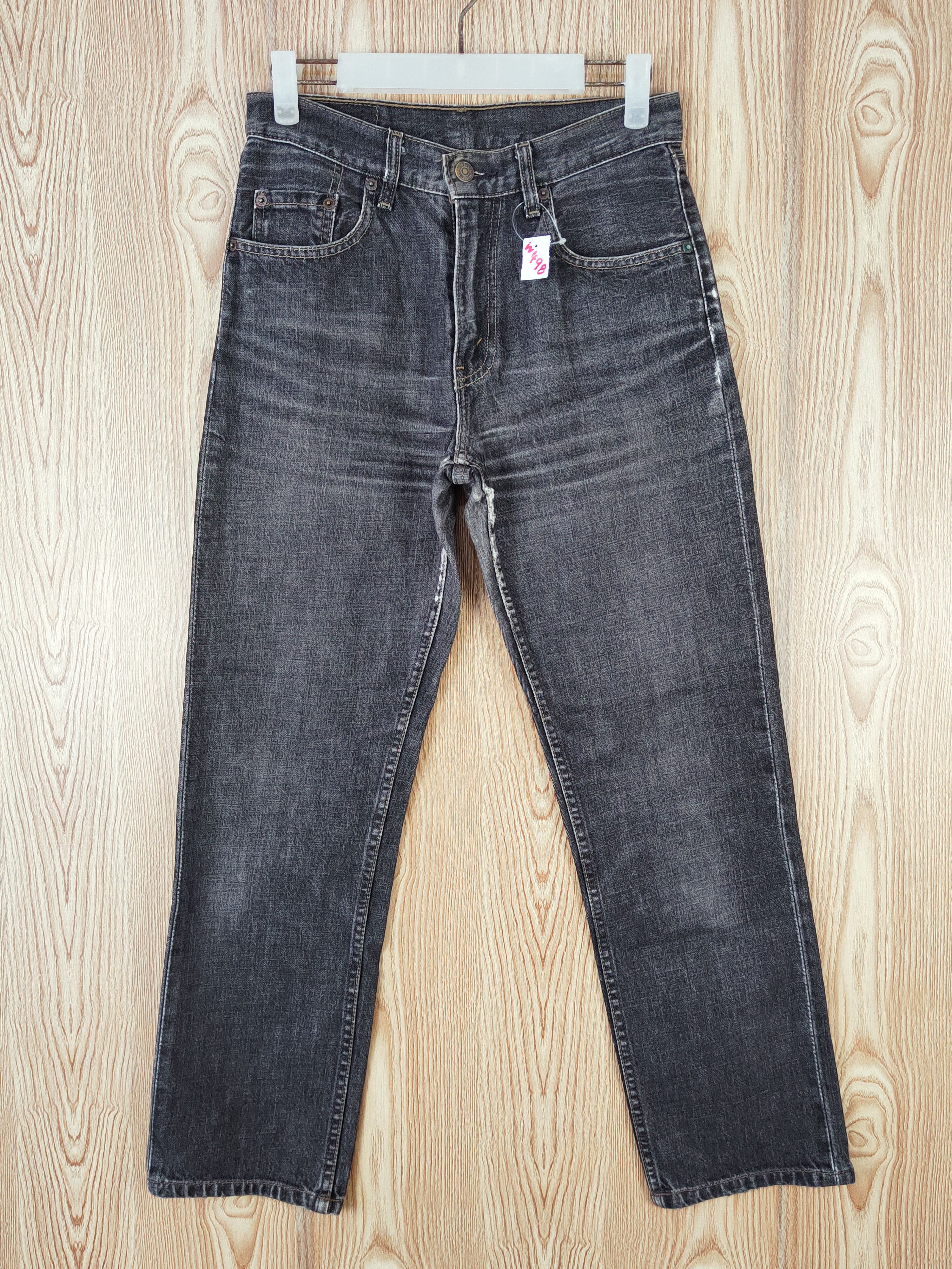 Levi's 552 Levi's Black Distressed Ripped Jeans #W498 Size US 27 - 1 Thumbnail