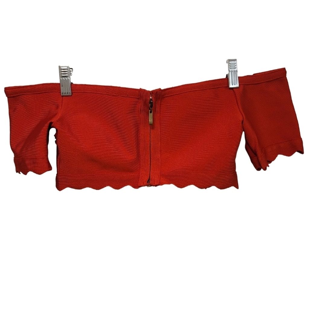 Fashion Nova EUC Fashion Nova Off Shoulder Crop Top Size M / US 6-8 / IT 42-44 - 3 Thumbnail