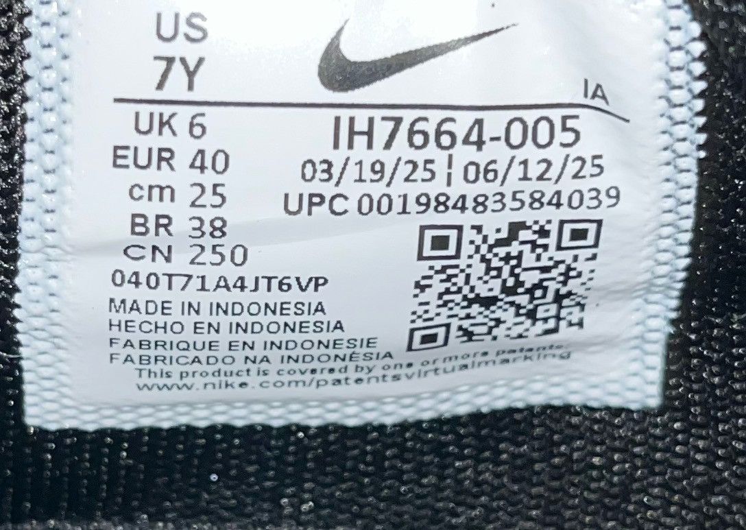 Nike #NIKE #Giannis #Immortality4 Size US 7 / EU 40 - 7 Thumbnail