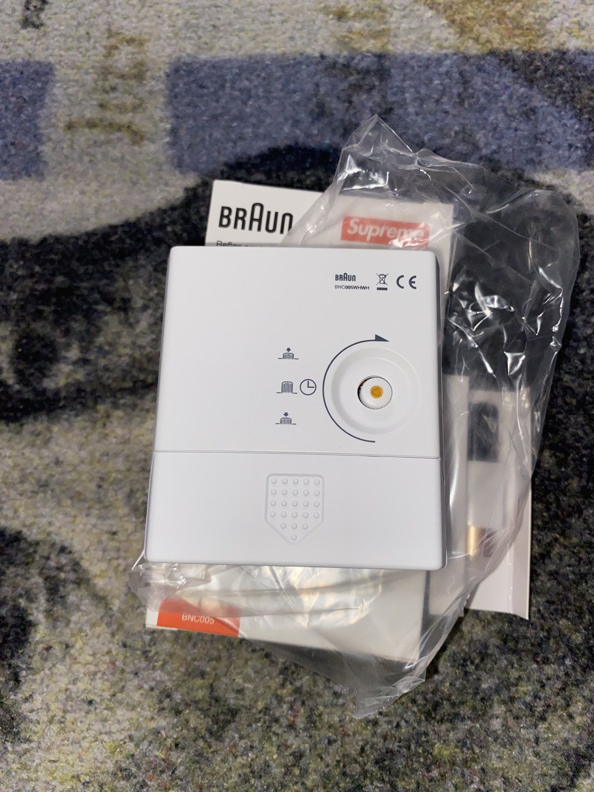 Supreme Supreme Braun Travel Alarm Clock Size ONE SIZE - 2 Thumbnail