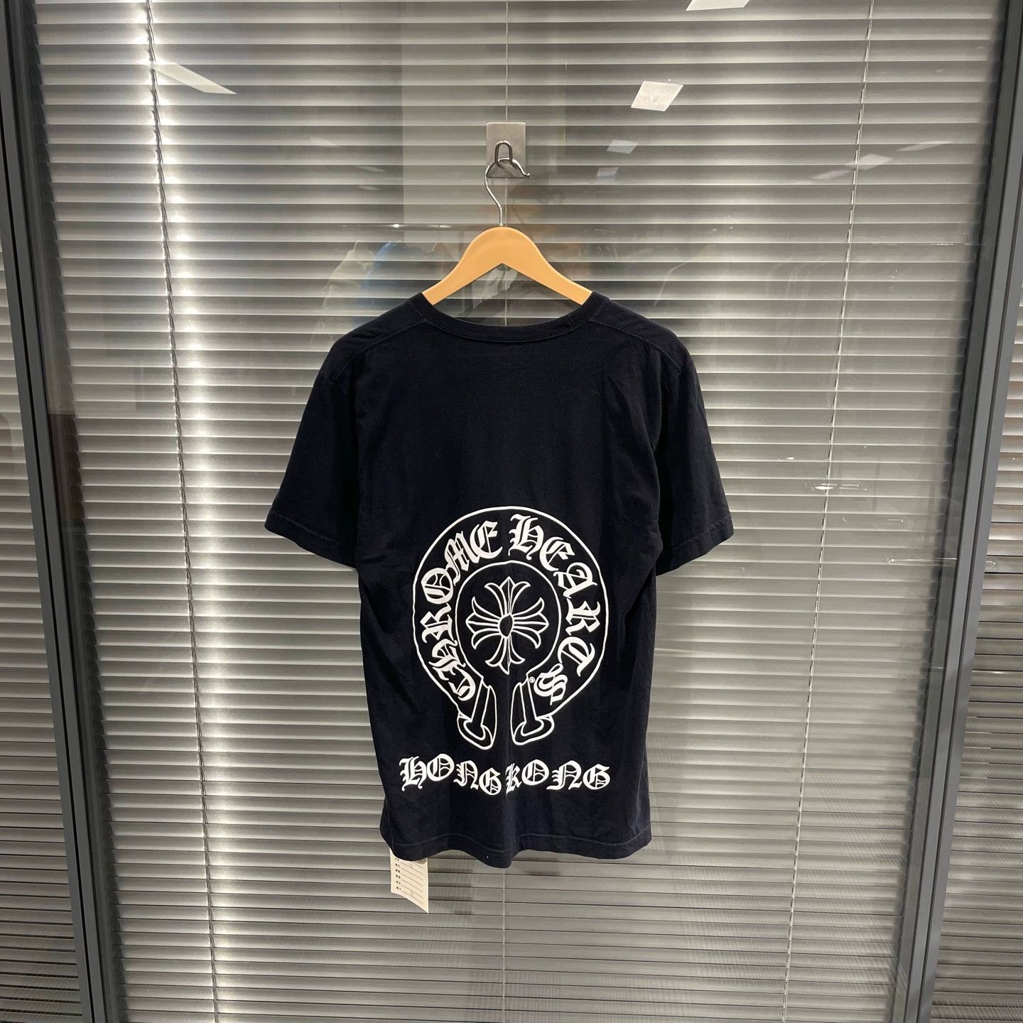 Chrome Hearts Chrome Hearts HK Excl Horseshoe Cross Print SS M 99N Size US M / EU 48-50 / 2 - 1 Thumbnail