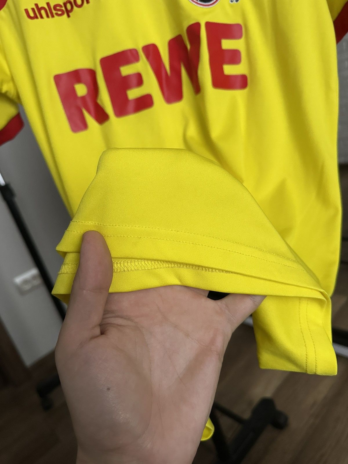 Other 2020/2021 FC Koln Soccer Jersey T-Shirt Size US M / EU 48-50 / 2 - 16 Thumbnail