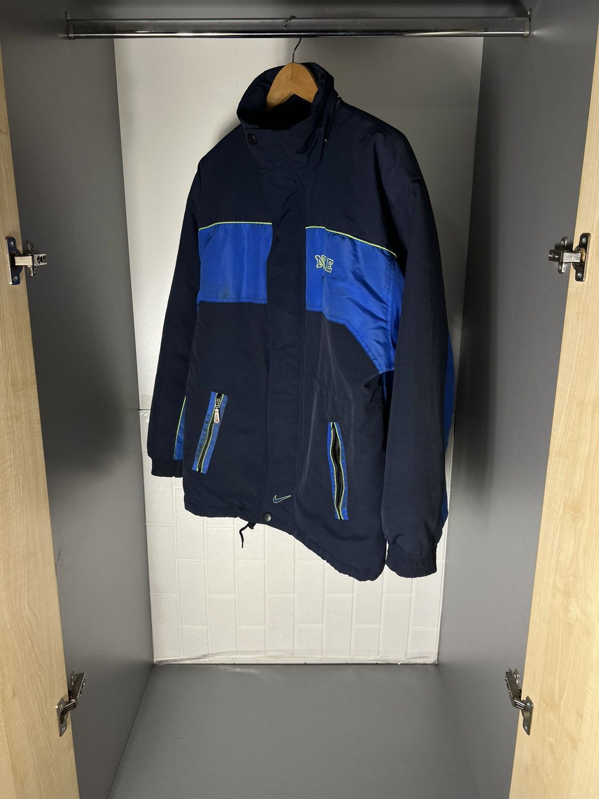 Vintage VERY RARE NIKE BIG LOGO SWOOSH RETRO JACKET INTER MILAN SOCCER JERSEY Y2K 90s Size US XXL / EU 58 / 5 - 10 Thumbnail