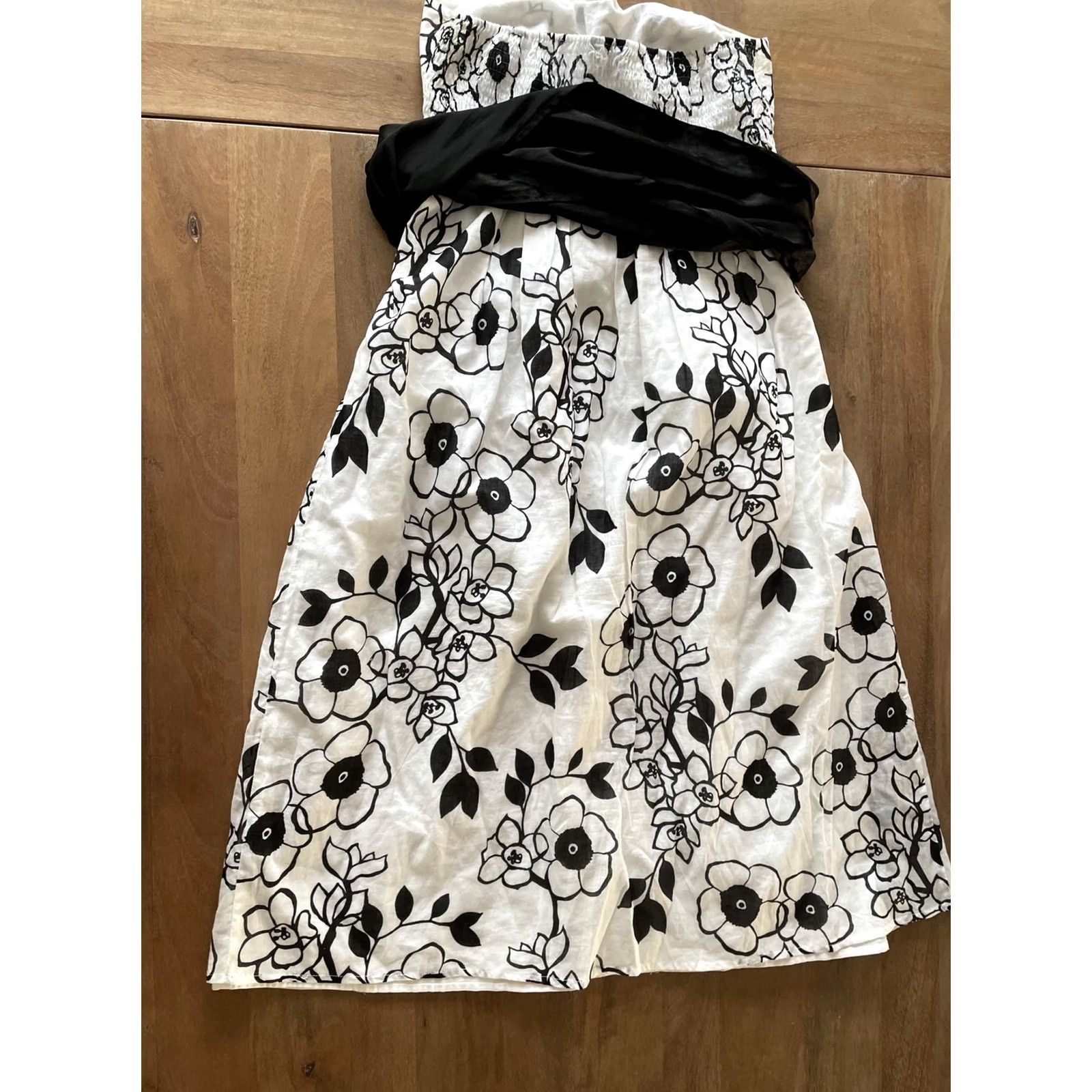 Vintage Zinc Black and White Floral Strapless Sleeveless Ribbon Dress S Size S / US 4 / IT 40 - 3 Thumbnail