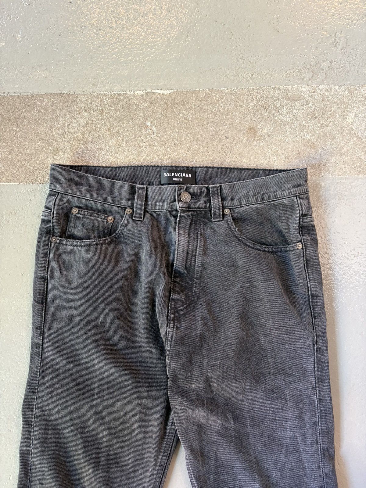Balenciaga BALENCIAGA FALL22 LOST TAPE FLARED GREY JEANS SZ:XS Size US 30 / EU 46 - 10 Thumbnail