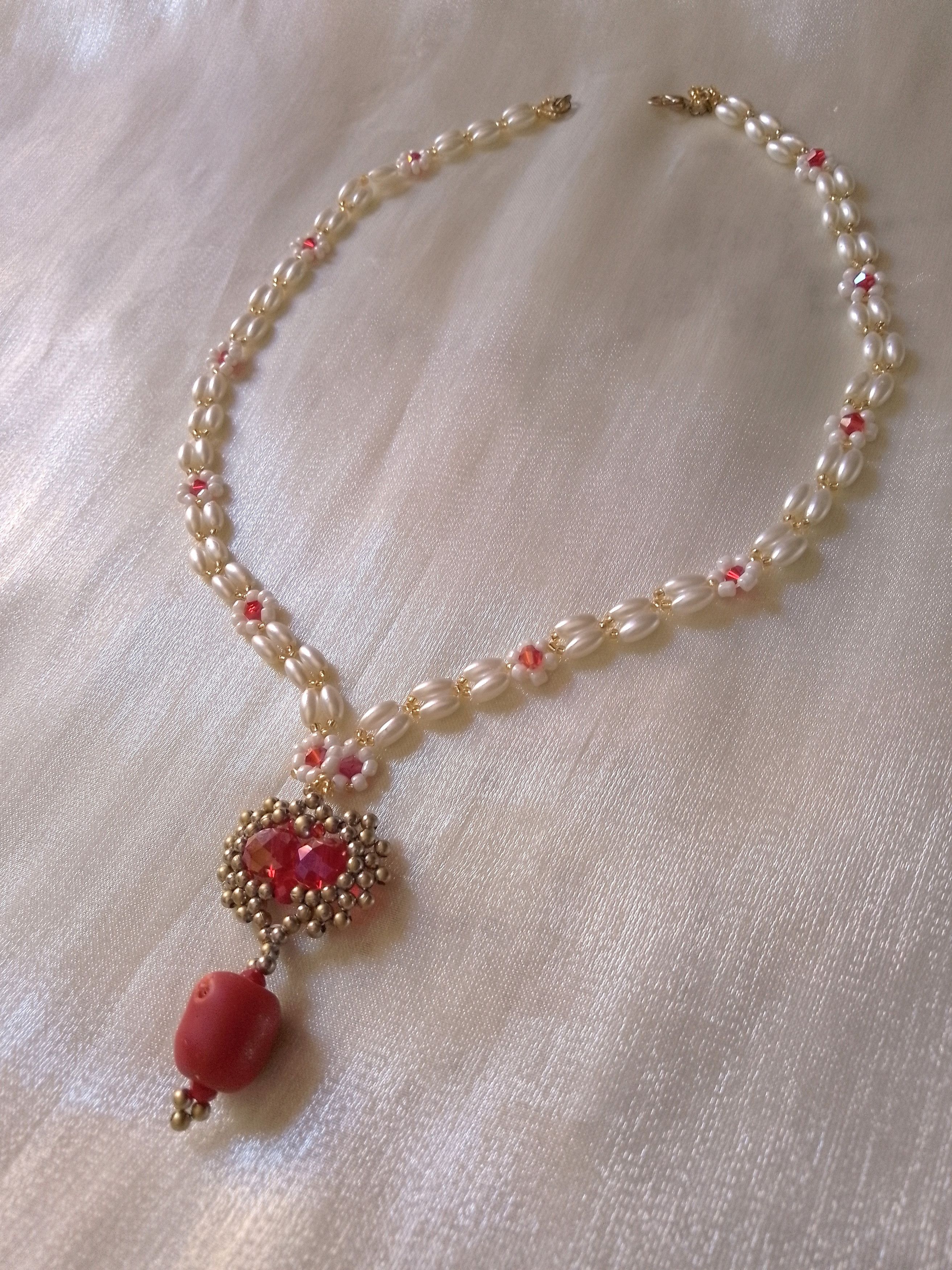 Handmade Necklace Red Coral Heart Pendant Queen Tudor Vintage Size ONE SIZE - 7 Thumbnail