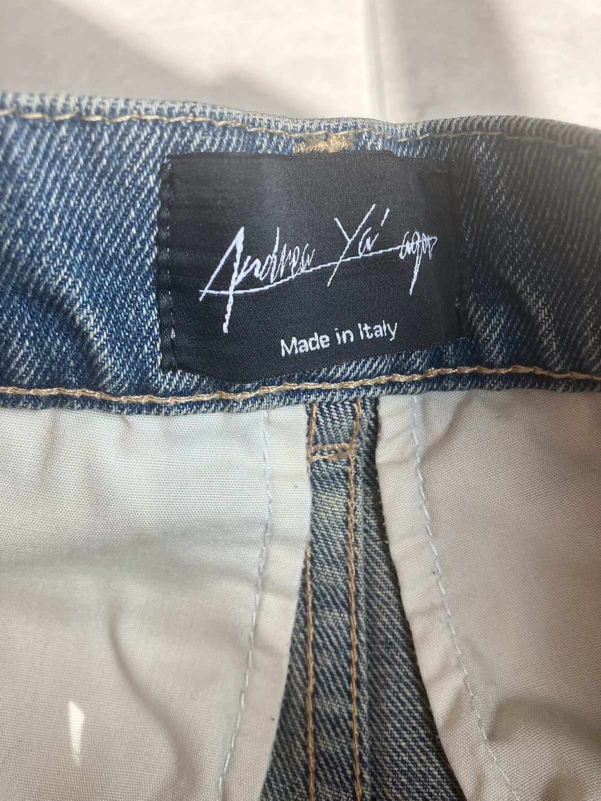 Andrea Ya'aqov Andrea Ya‘Aqov Faded wash baggy Jeans Size US 31 - 9 Thumbnail