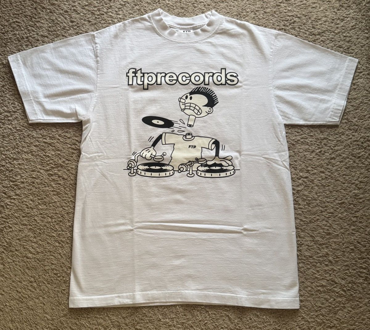 FTP Disc Jockey graphic tee
