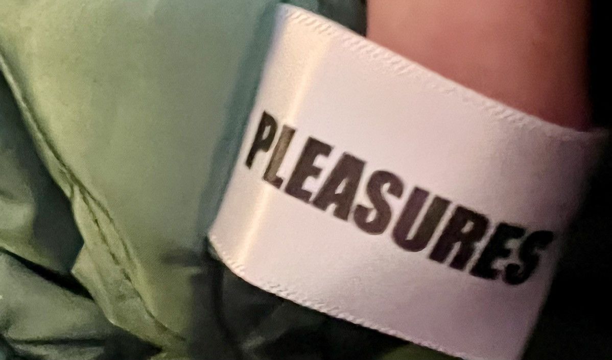 Designer × Pleasures Brand new pleasures, varsity jacket size large leather Size US L / EU 52-54 / 3 - 7 Thumbnail