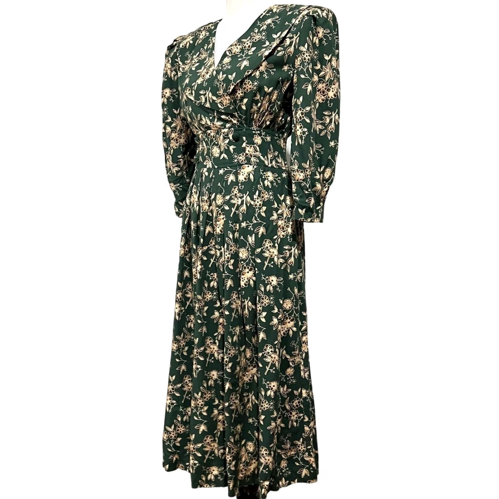 L.G.R VINTAGE L.G. Star Green Floral Midi Dress Collar Pleated Shoulders Women’s Sz 8 Dress Women Green Floral Midi L.G. Star Vintage Size 8 Size M / US 6-8 / IT 42-44 - 4 Thumbnail