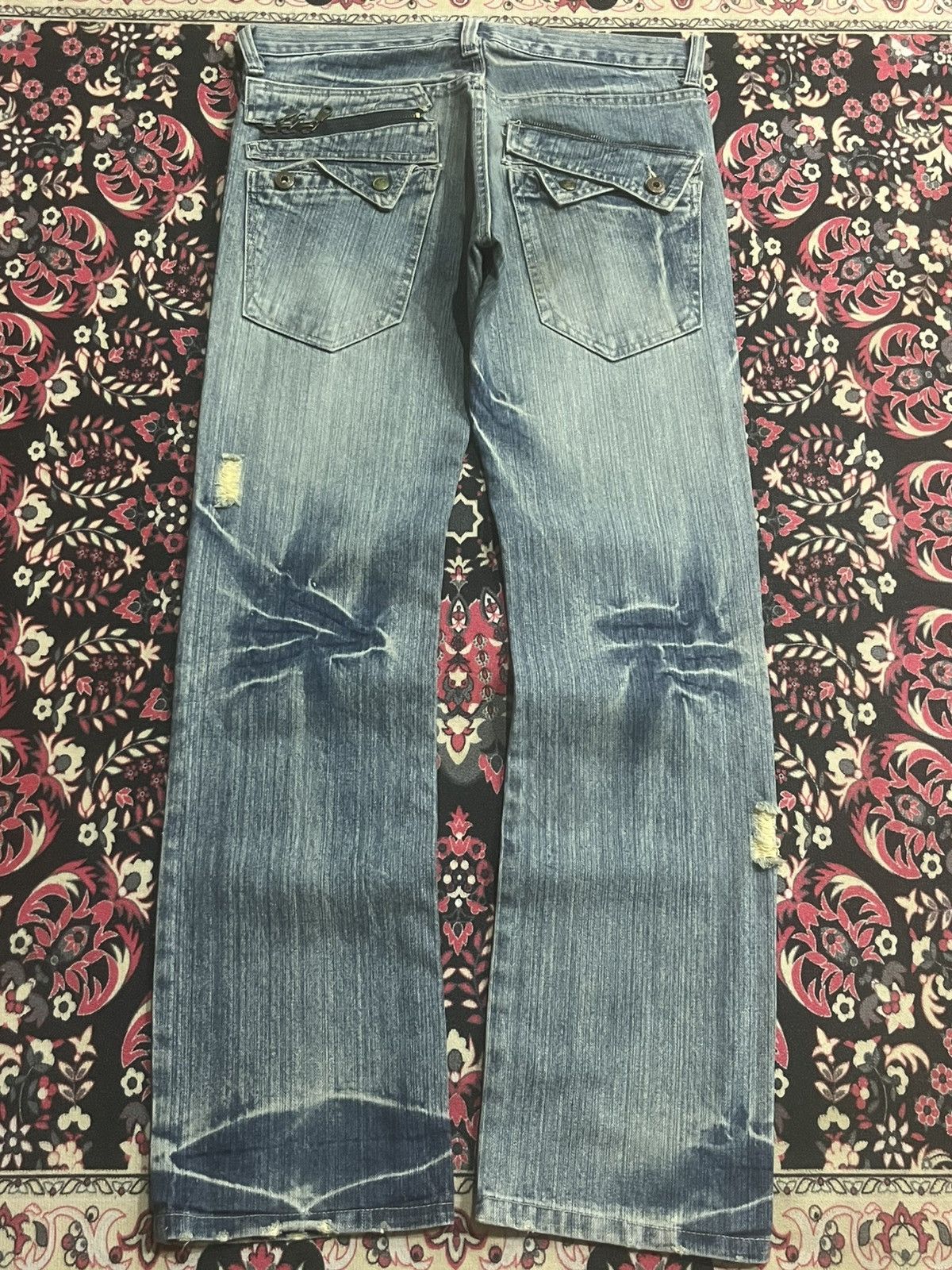 Le Grande Bleu (L.G.B.) Japanese Limited Dystopian Distress Blue Washed Grunge Jeans Size US 32 / EU 48 - 2 Thumbnail