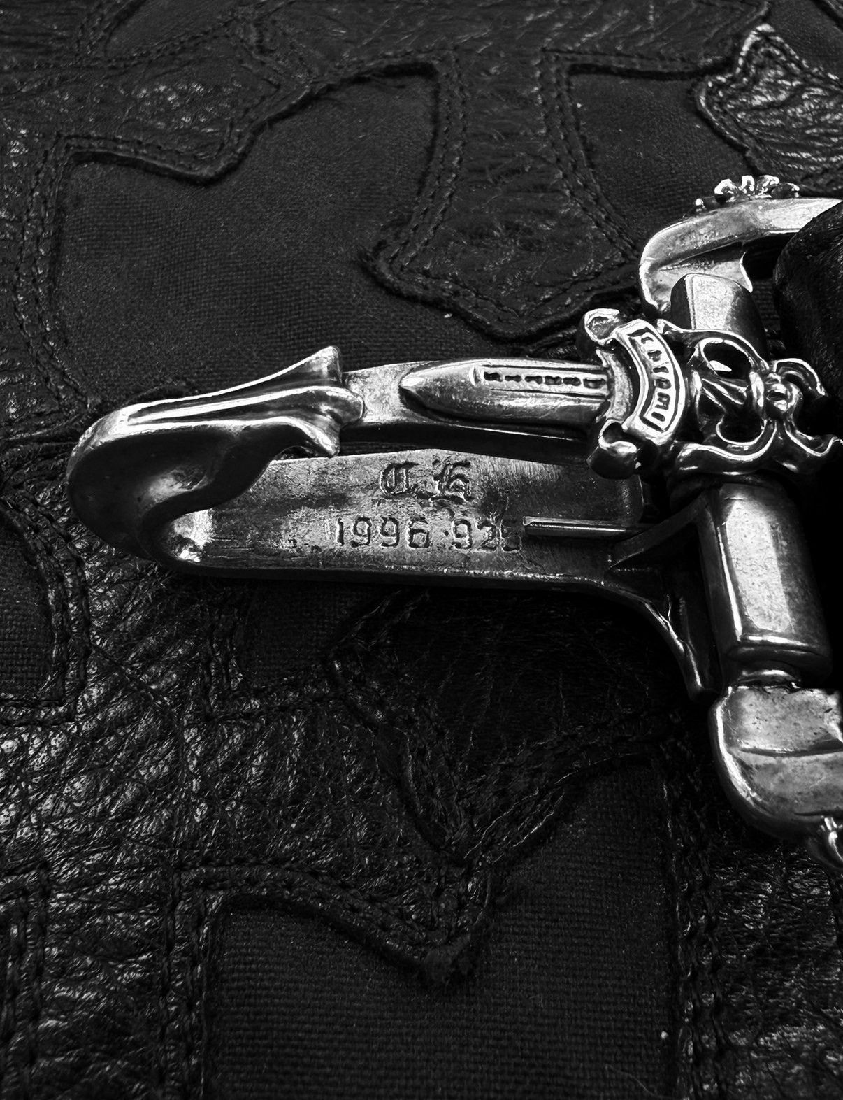 Chrome Hearts Chrome Hearts Cemetery Leather Cross Patch XL Messenger Crossbody Bag Size ONE SIZE - 9 Thumbnail