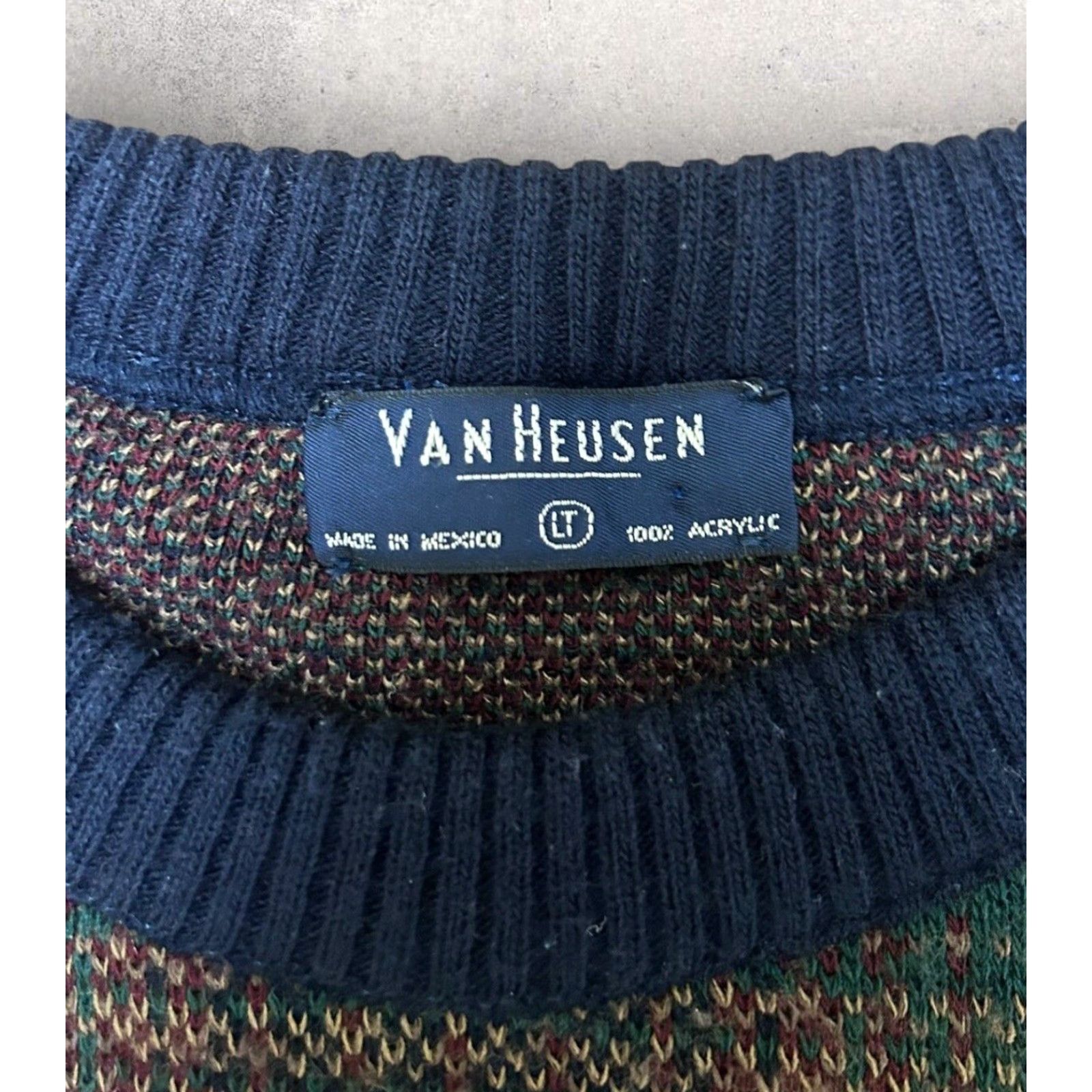 Van Heusen Vintage Van Heusen Men's Sweater 90s Long Sleeve Plaid Blue Acrylic Size Large Size US L / EU 52-54 / 3 - 2 Thumbnail