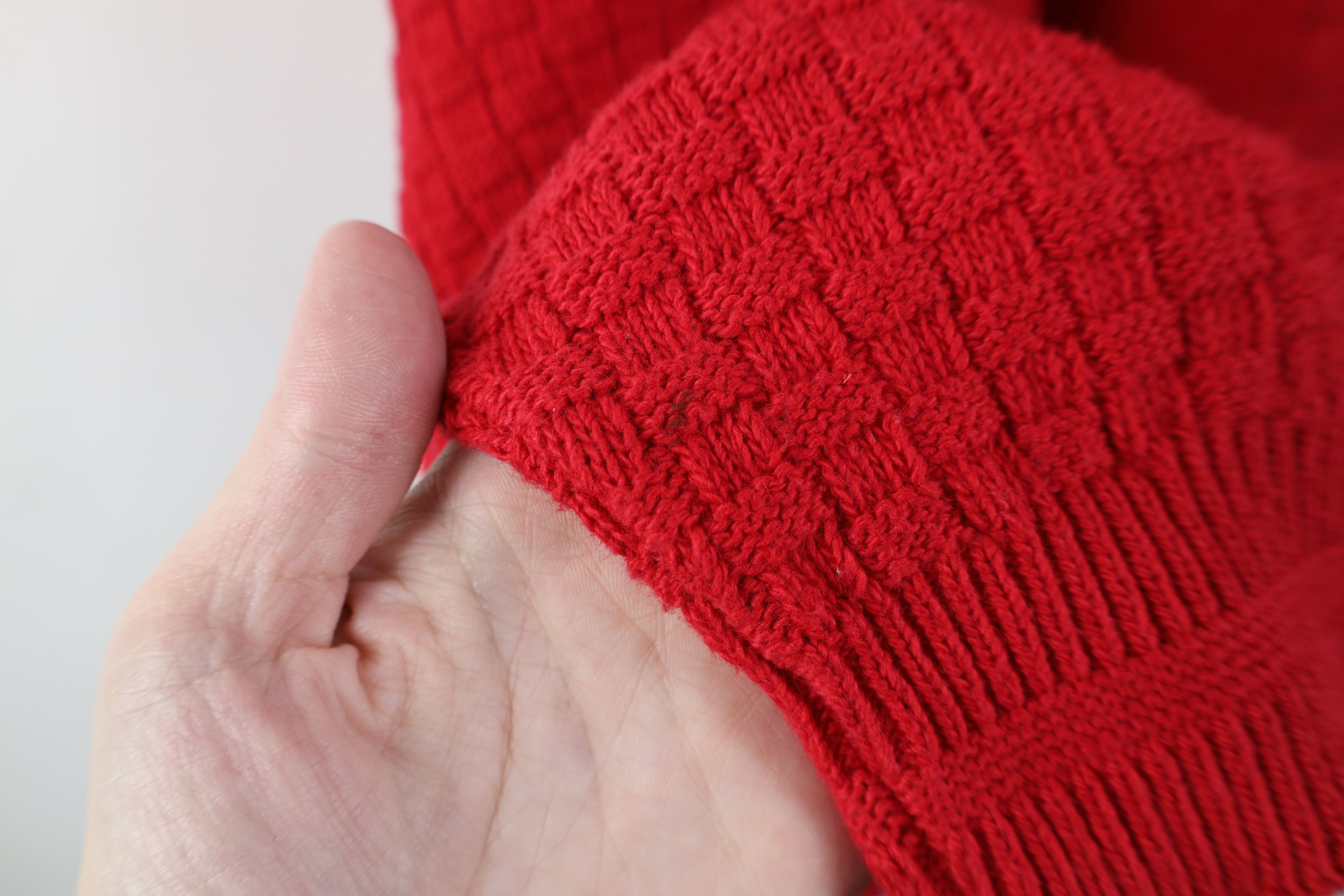 Vintage Vintage 90s Streetwear Cotton Weave Knit Sweater Red USA Size US L / EU 52-54 / 3 - 5 Thumbnail