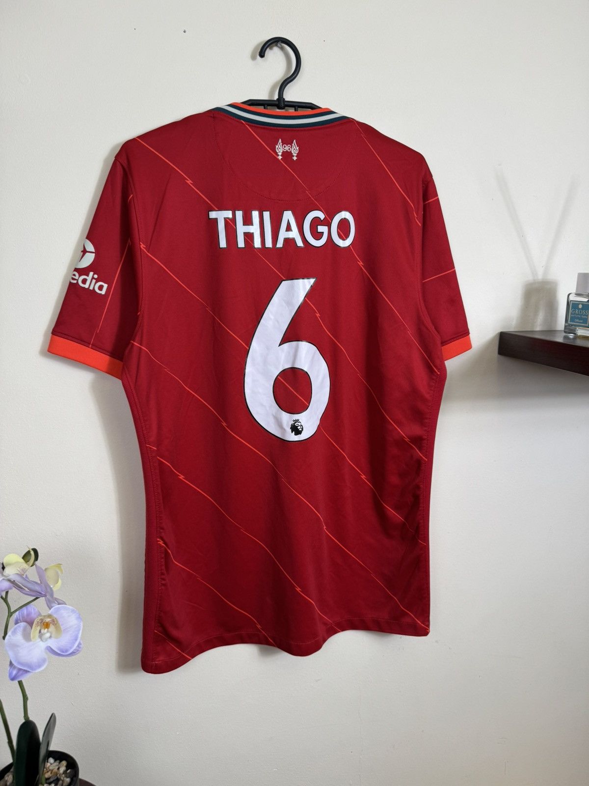 Nike Nike Liverpool Jersey 2021-22 #6 Thiago Home Kit Soccer L Size US L / EU 52-54 / 3 - 16 Thumbnail