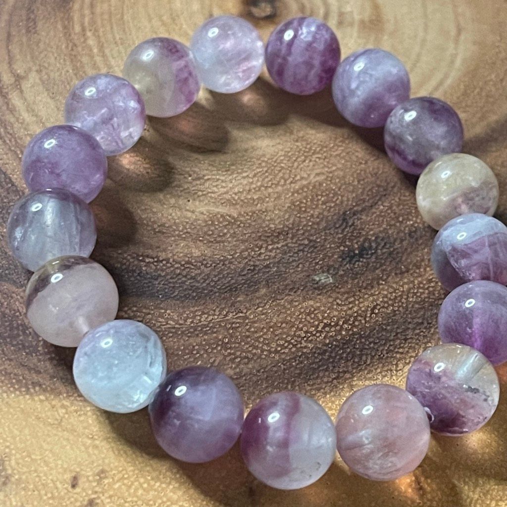 Other Candy Fluorite bracelet striped layers light rainbow colors Size ONE SIZE - 3 Thumbnail
