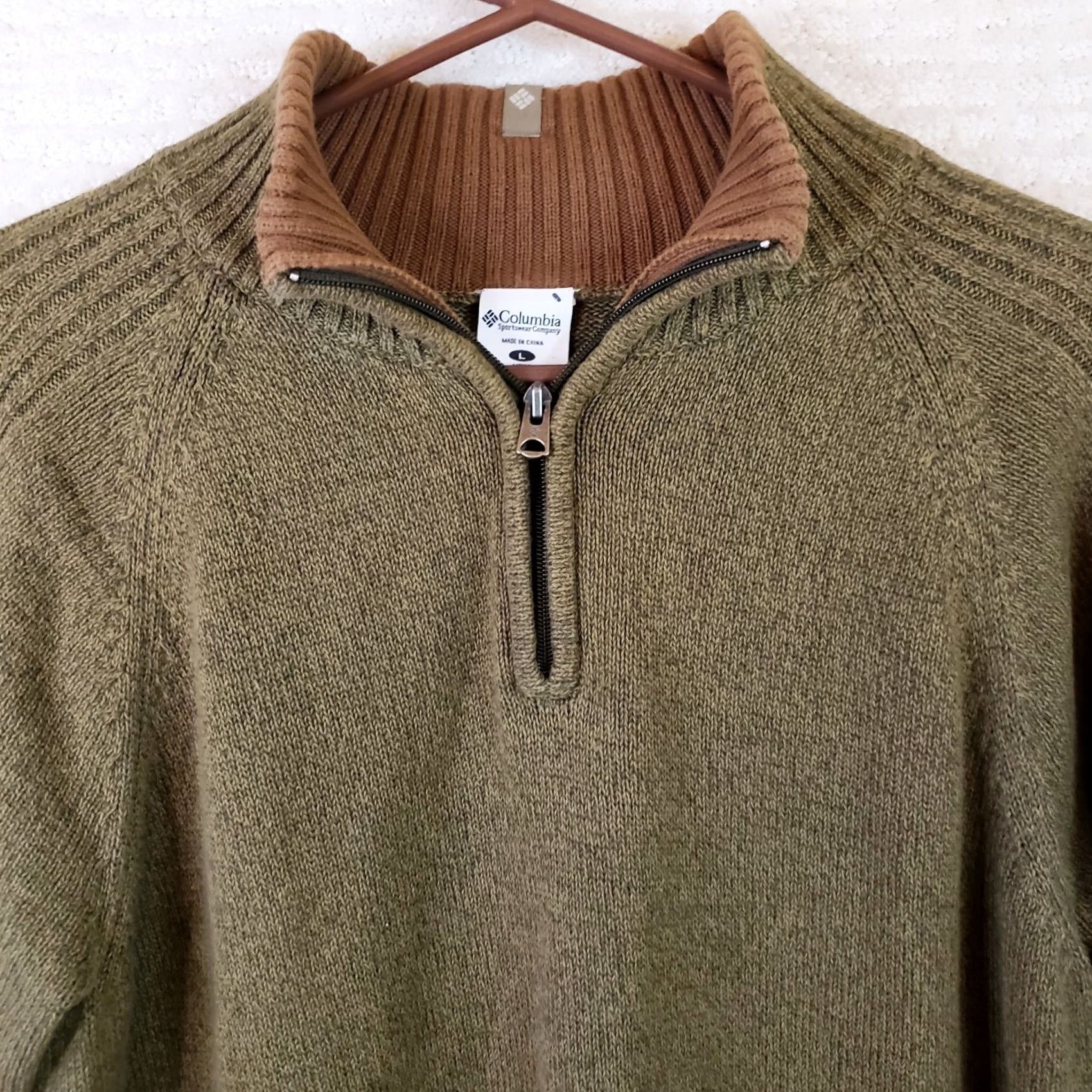 Olive Columbia Mens Size L Olive Green 1/4 Zip Pullover Sweater Knit Outdoors Mens L Olive Green Pullover Sweater Knit Outdoorsman 90s Retro Outdoor Size US L / EU 52-54 / 3 - 3 Thumbnail