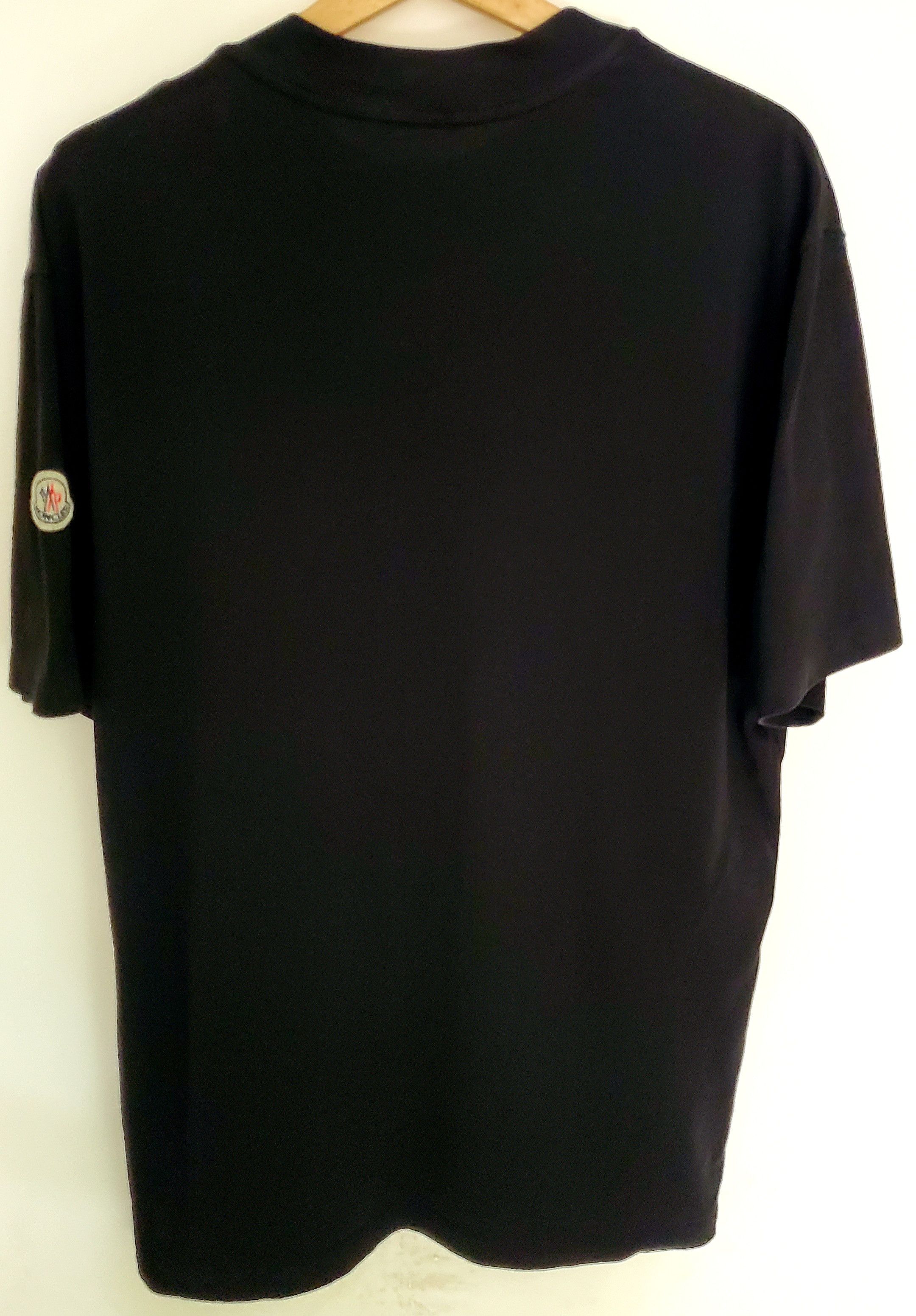 Moncler Moncler Collar Logo T- Shirt Black New condition L Size US L / EU 52-54 / 3 - 10 Thumbnail