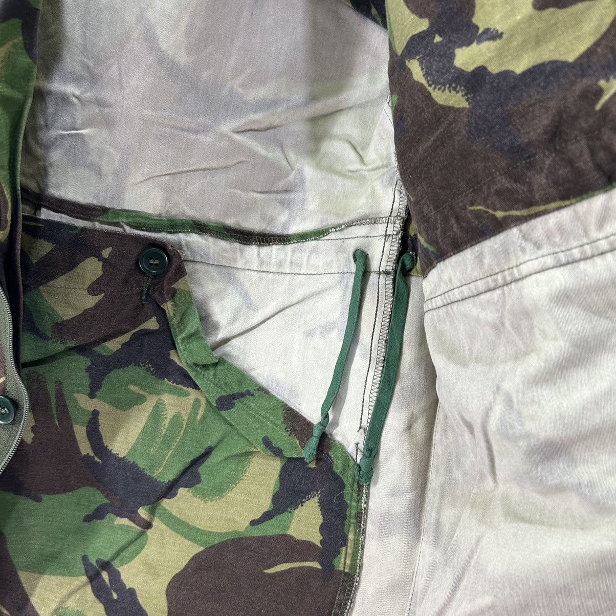 Vintage Vintage 1960s British Army Smock Combat DPM Camouflage Field Size US L / EU 52-54 / 3 - 14 Thumbnail