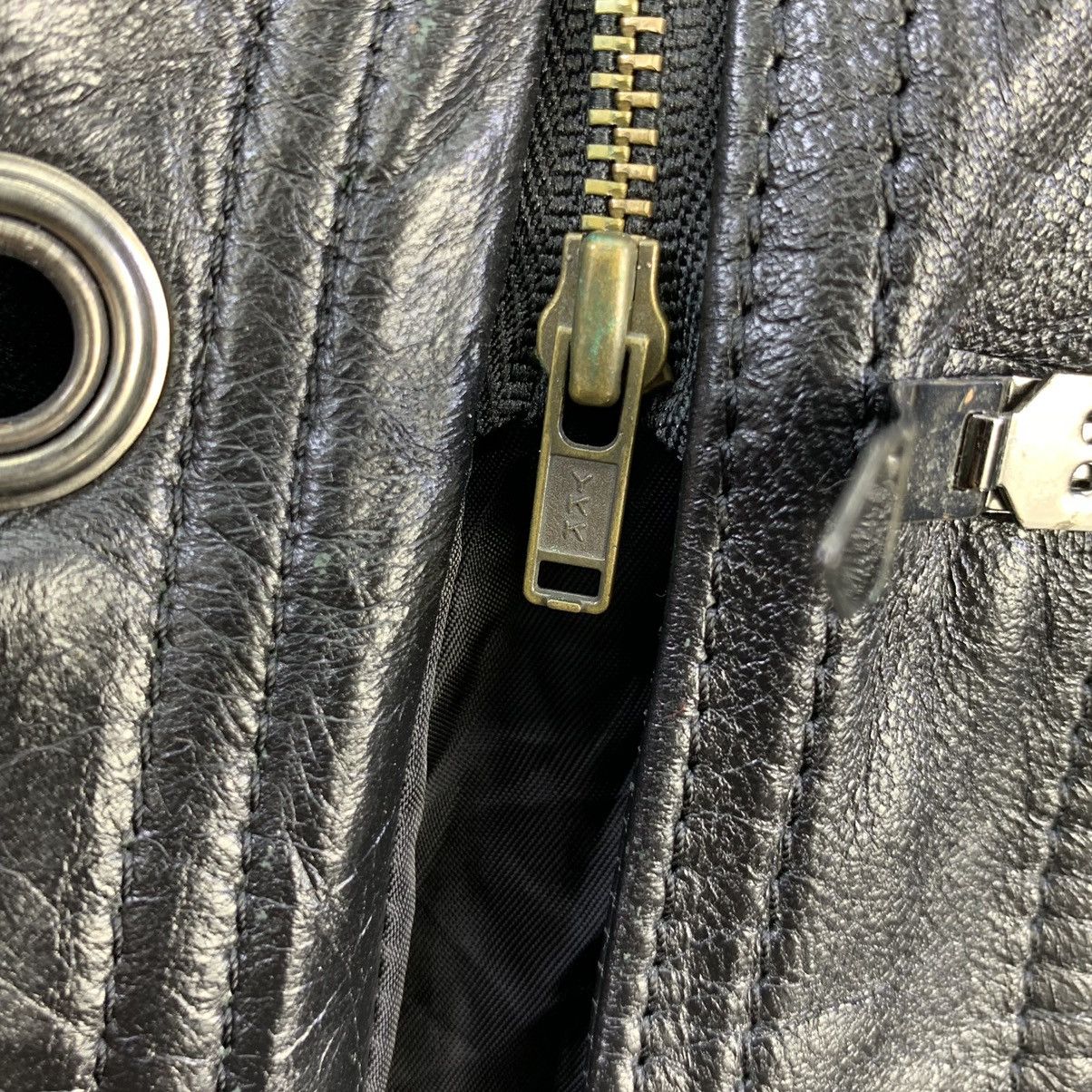 Michael Kors Michael Kors Vintage Black Midi Skirt Front Buckle Strap Size 28" / US 6 / IT 42 - 9 Thumbnail