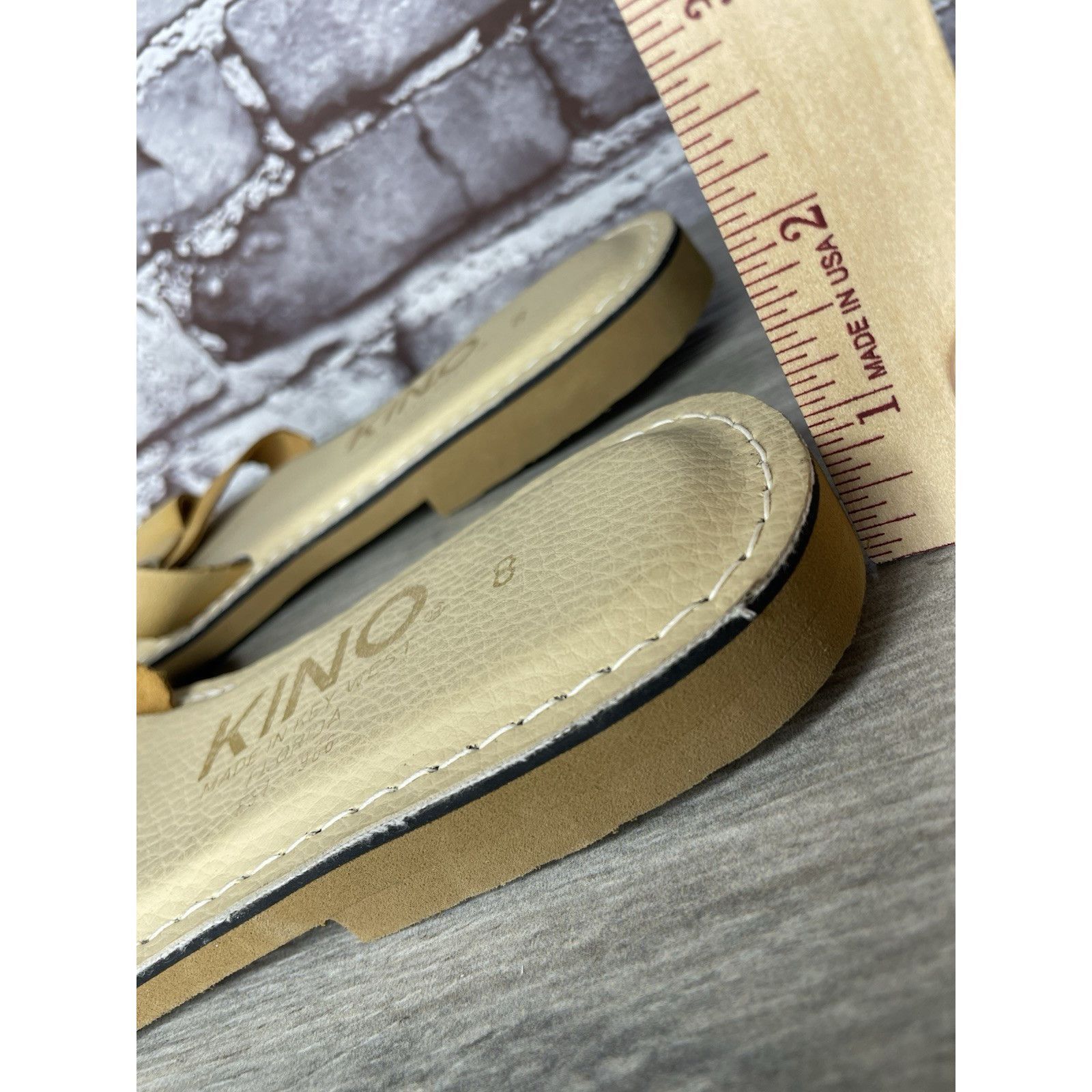 Other KINO Tan Yellow Slides Buckle Strap Cushion Comfort Sandals Size US 8 / IT 38 - 9 Thumbnail