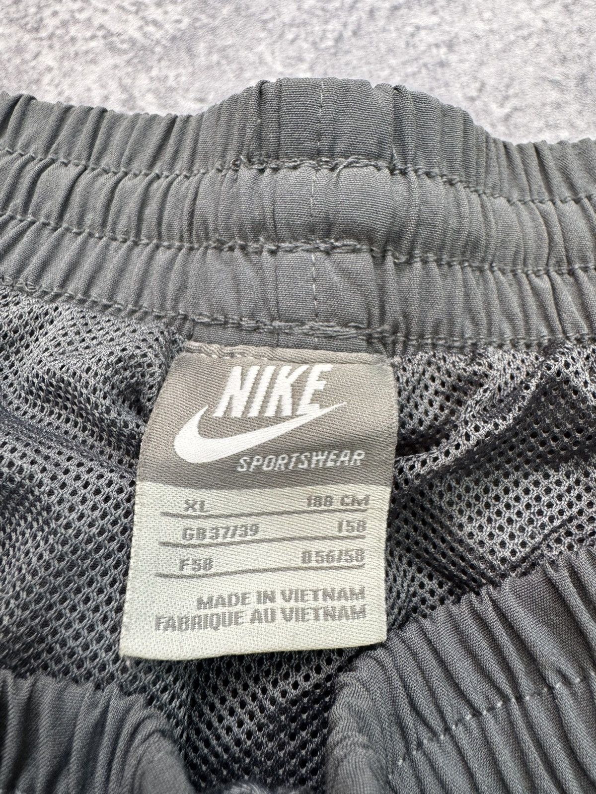 Nike Vintage Baggy Nike Sweatpants Size US 34 / EU 50 - 9 Thumbnail