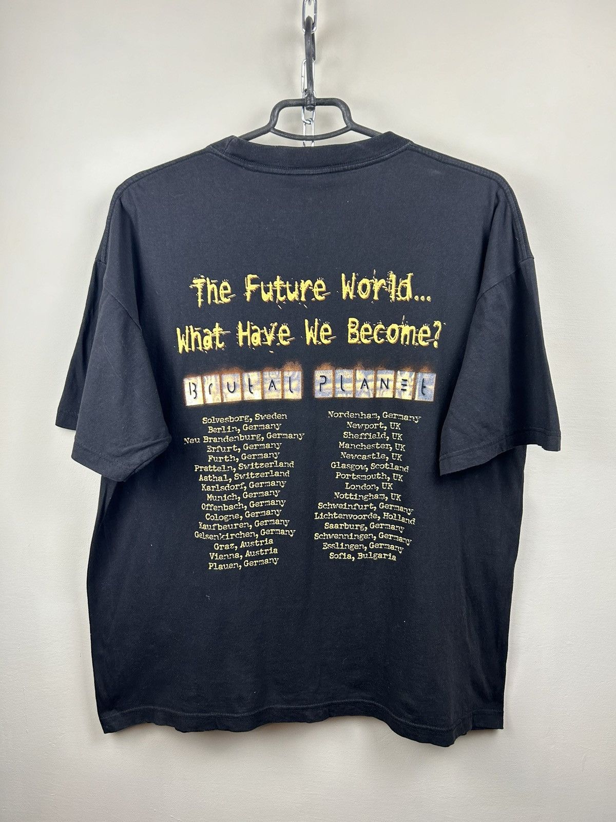 Band Tees Vintage 2000 Alice Cooper Brutal Planet Tour Band Rock Tee Size US XL / EU 56 / 4 - 2 Thumbnail