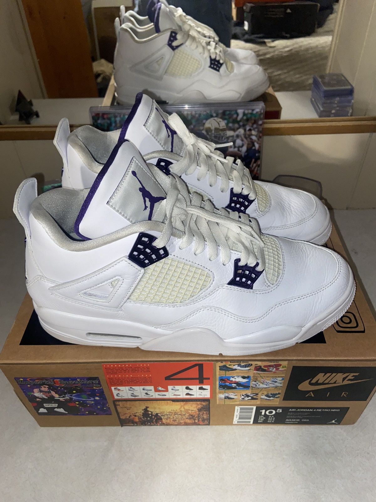 Jordan Brand Air Jordan Retro 4 Metallic Purple Size US 10.5 / EU 43-44 - 3 Thumbnail