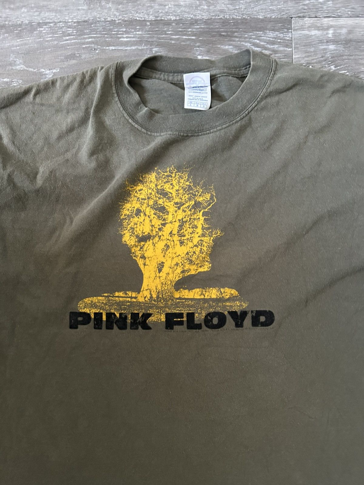 Delta Vintage Pink Floyd Shirt Mens Large Rock Band Tee USA MADE Size US L / EU 52-54 / 3 - 2 Thumbnail