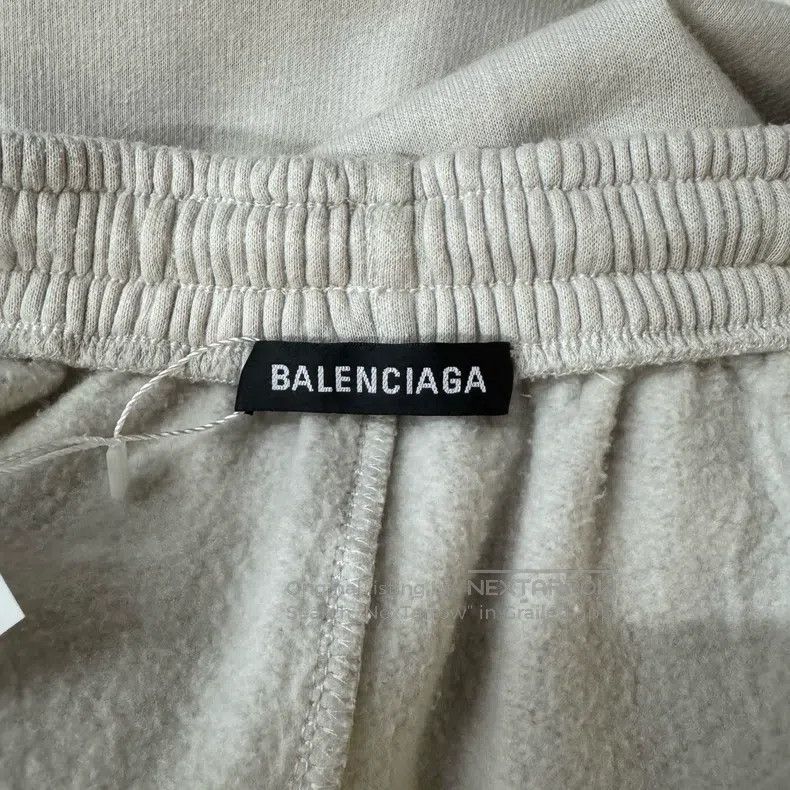 Balenciaga Balenciaga size M White Small Logo Shorts Size US 27 - 4 Thumbnail