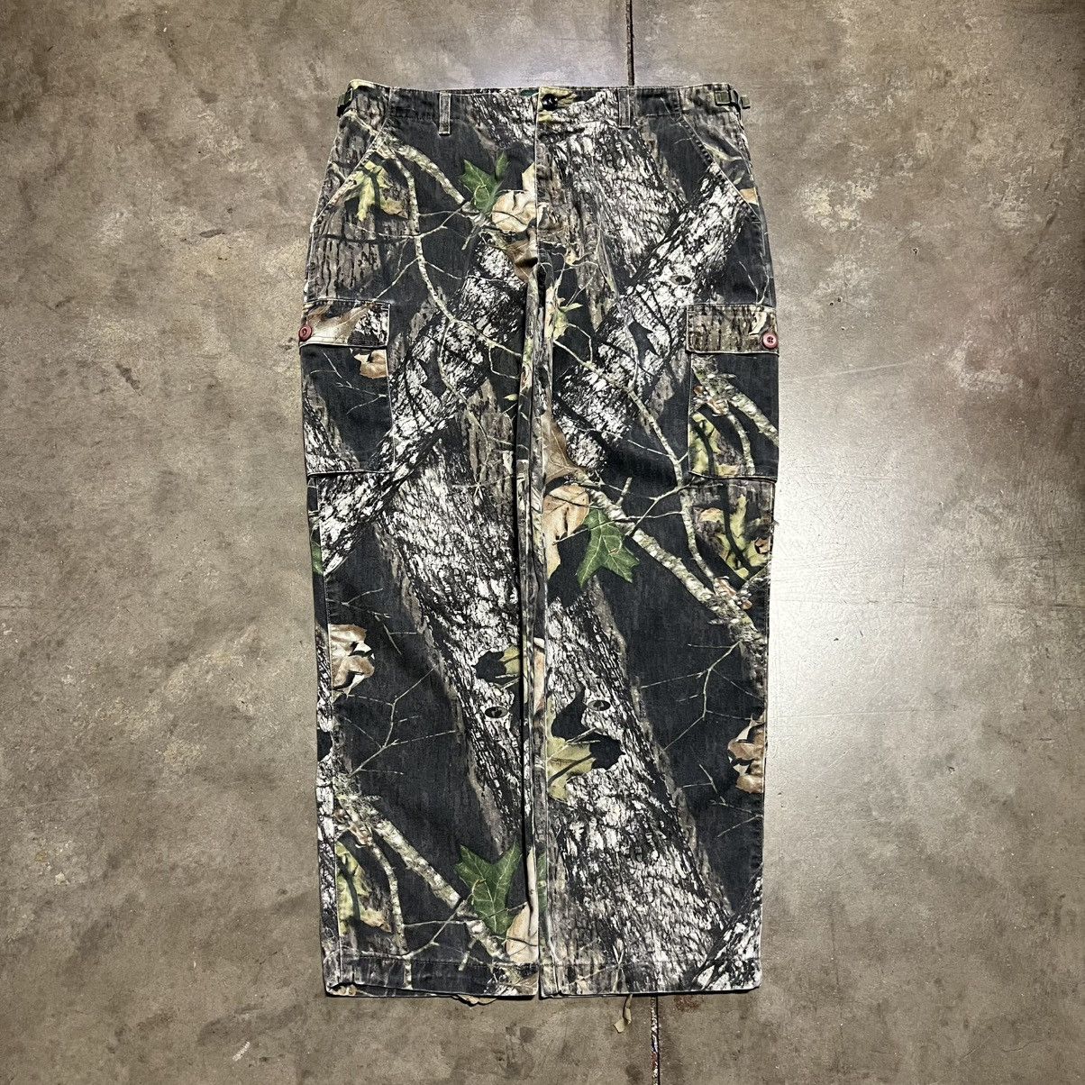 Cabelas Vintage Cabelas Camo Cargo Pants Hunting Woodland Baggy Y2K Size US 38 / EU 54 - 1 Thumbnail