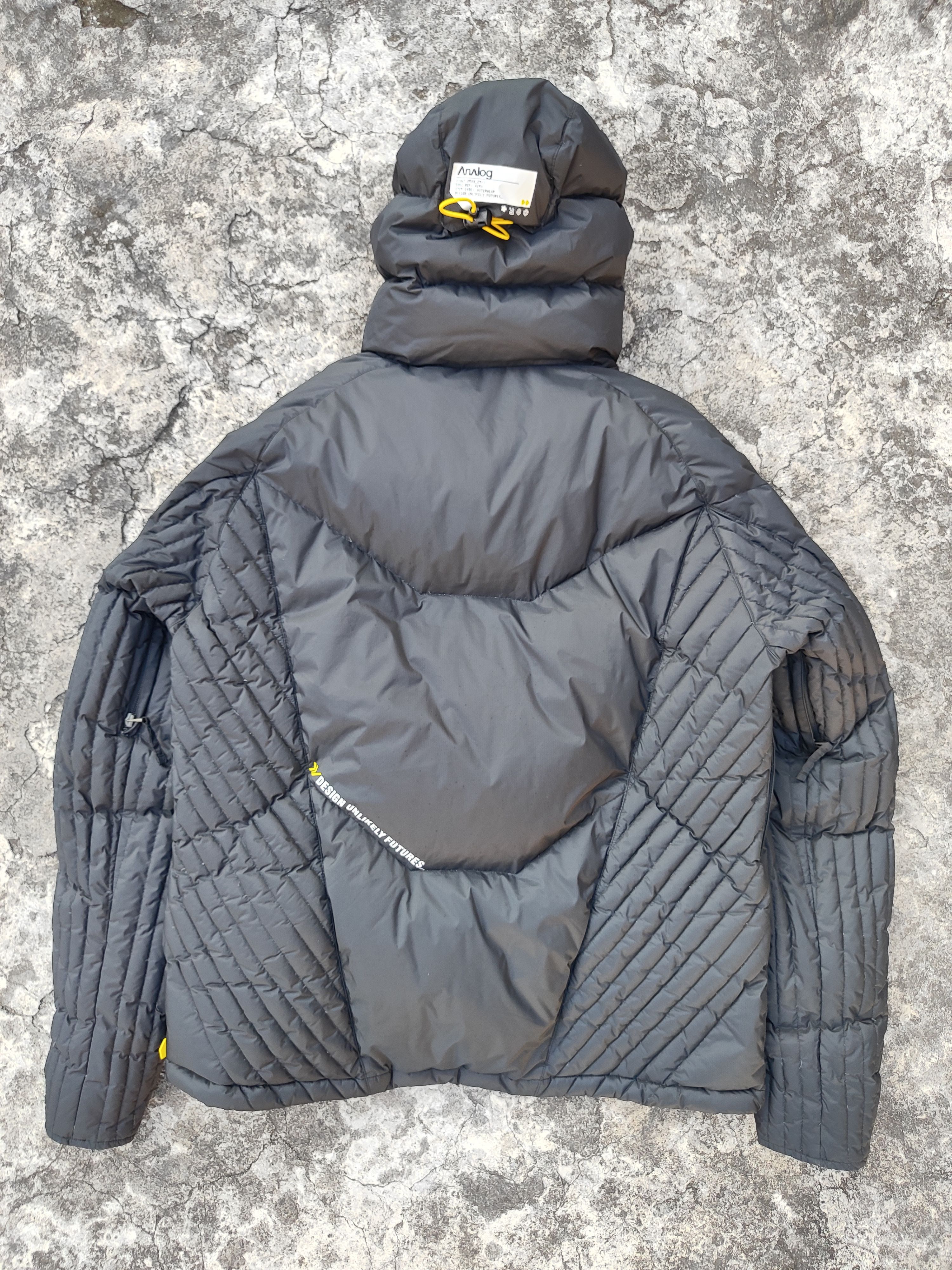 Burton Burton Analog Puffer Size US S / EU 44-46 / 1 - 6 Thumbnail