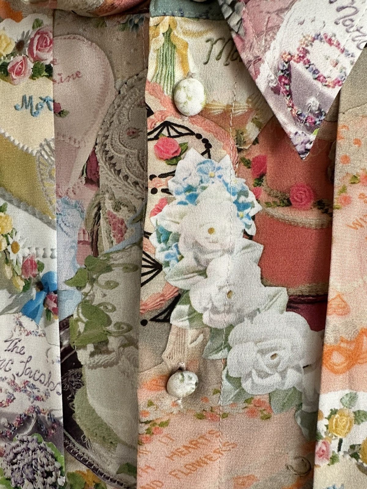 Marc Jacobs Marc Jacobs “The Silk Shirt” Cake Print Size US M / EU 48-50 / 2 - 6 Thumbnail