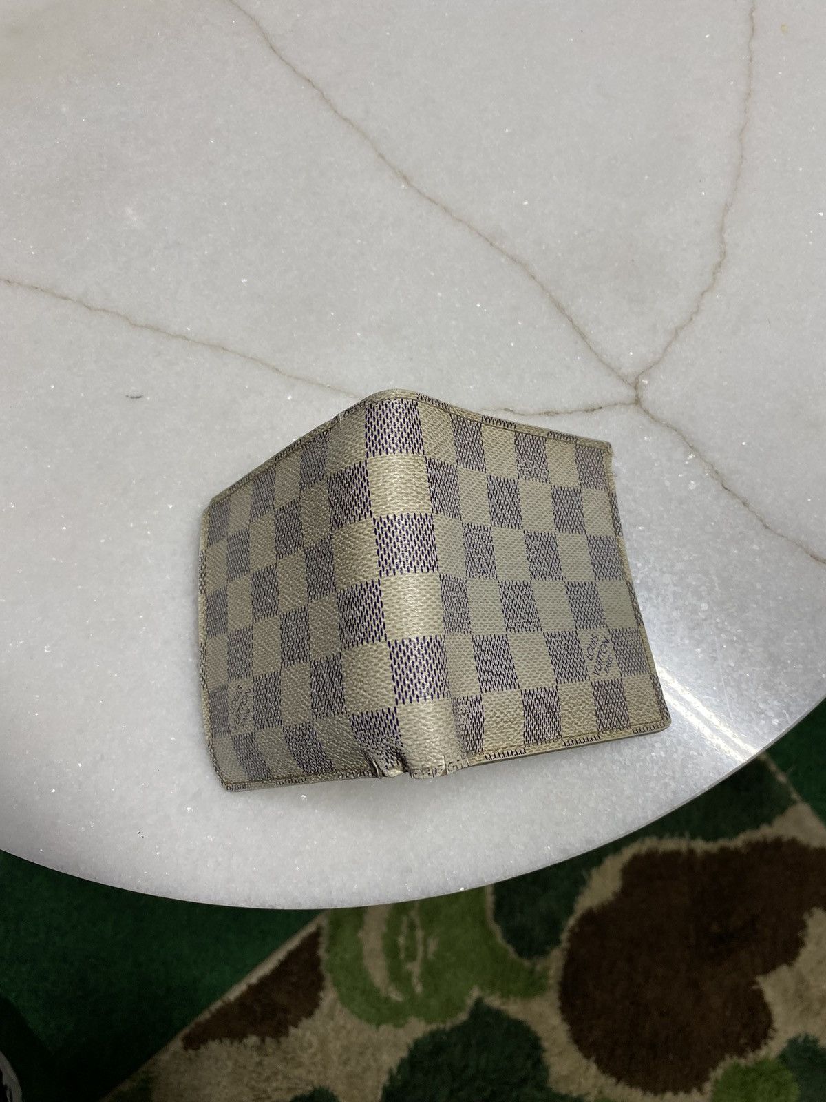 Designer Louis Vuitton Damier Monogram White Mens Bifold Wallet Size ONE SIZE - 2 Thumbnail