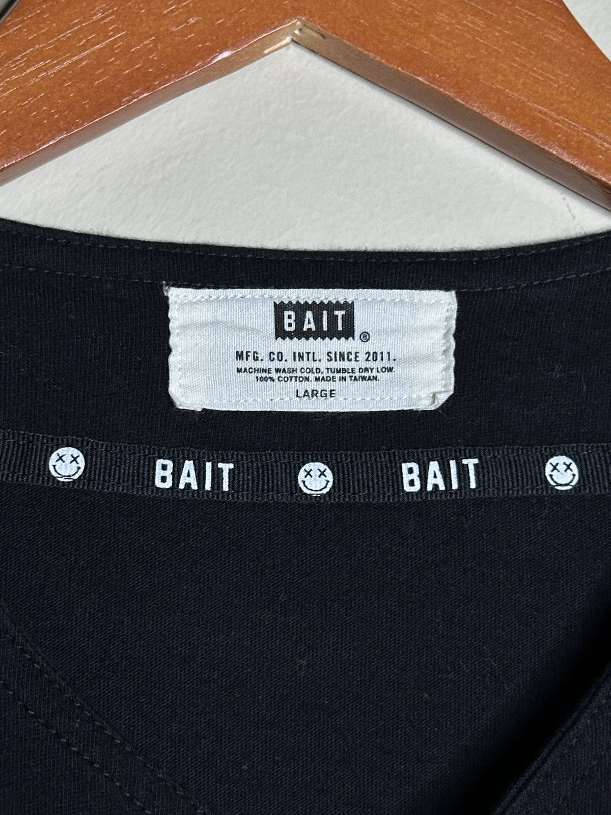 Bait *RARE* BAIT Nippon Logo Baseball Boy Button Jersey - Large Size US L / EU 52-54 / 3 - 6 Thumbnail