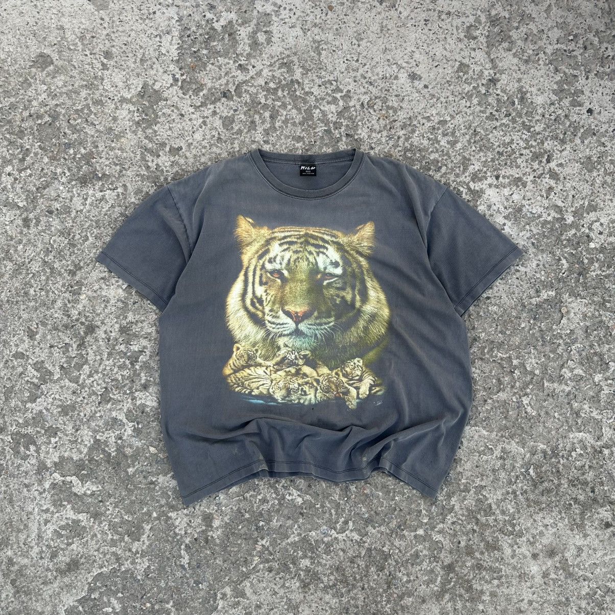 Japanese Brand × Vintage Vintage Japanese Style Wild Tiger Logo T-shirts Big Logo Y2K Size US XXL / EU 58 / 5 - 1 Thumbnail