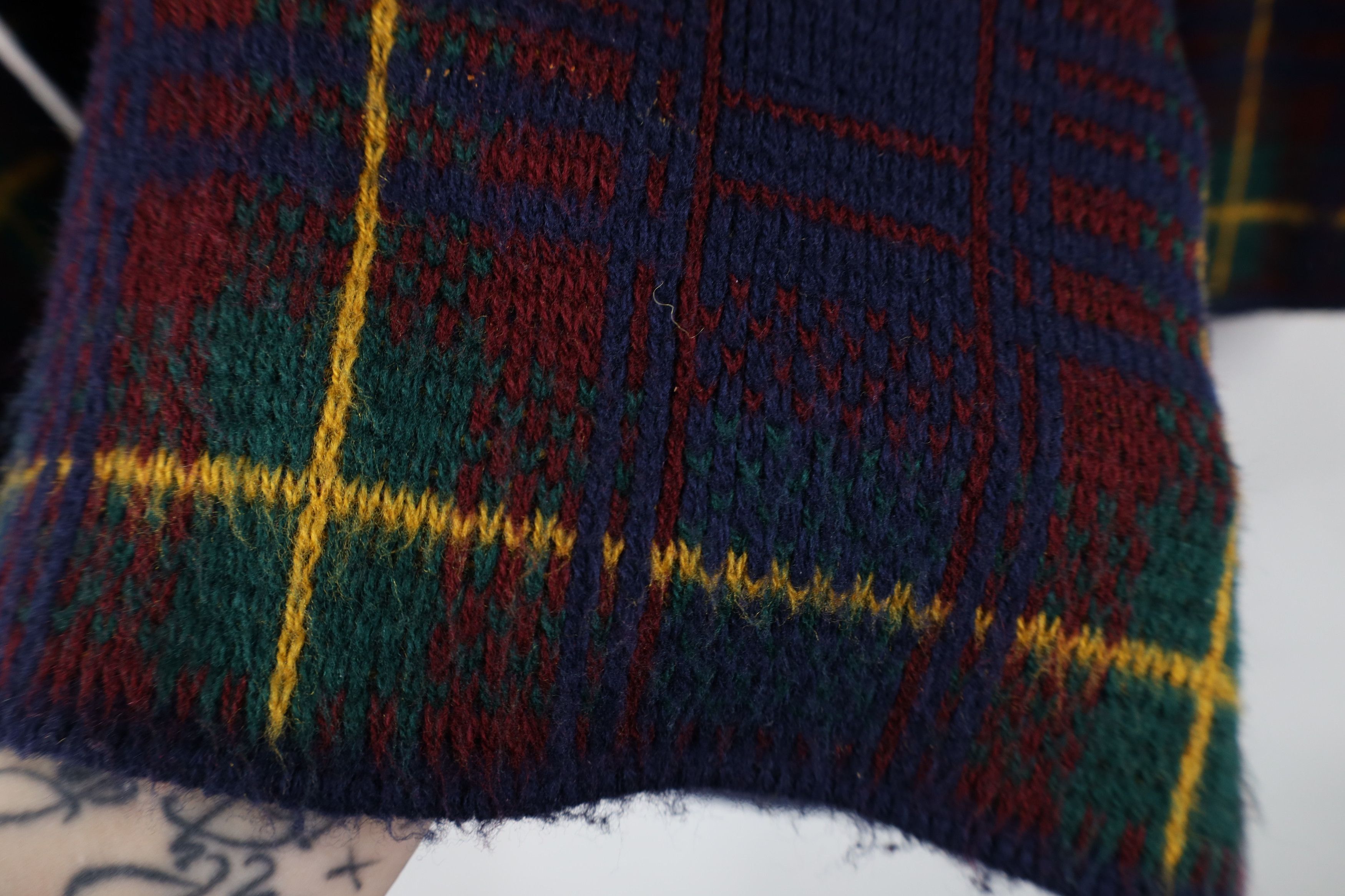 Vintage Vintage 90s Streetwear Plaid Knit Cardigan Sweater USA Size S / US 4 / IT 40 - 10 Thumbnail