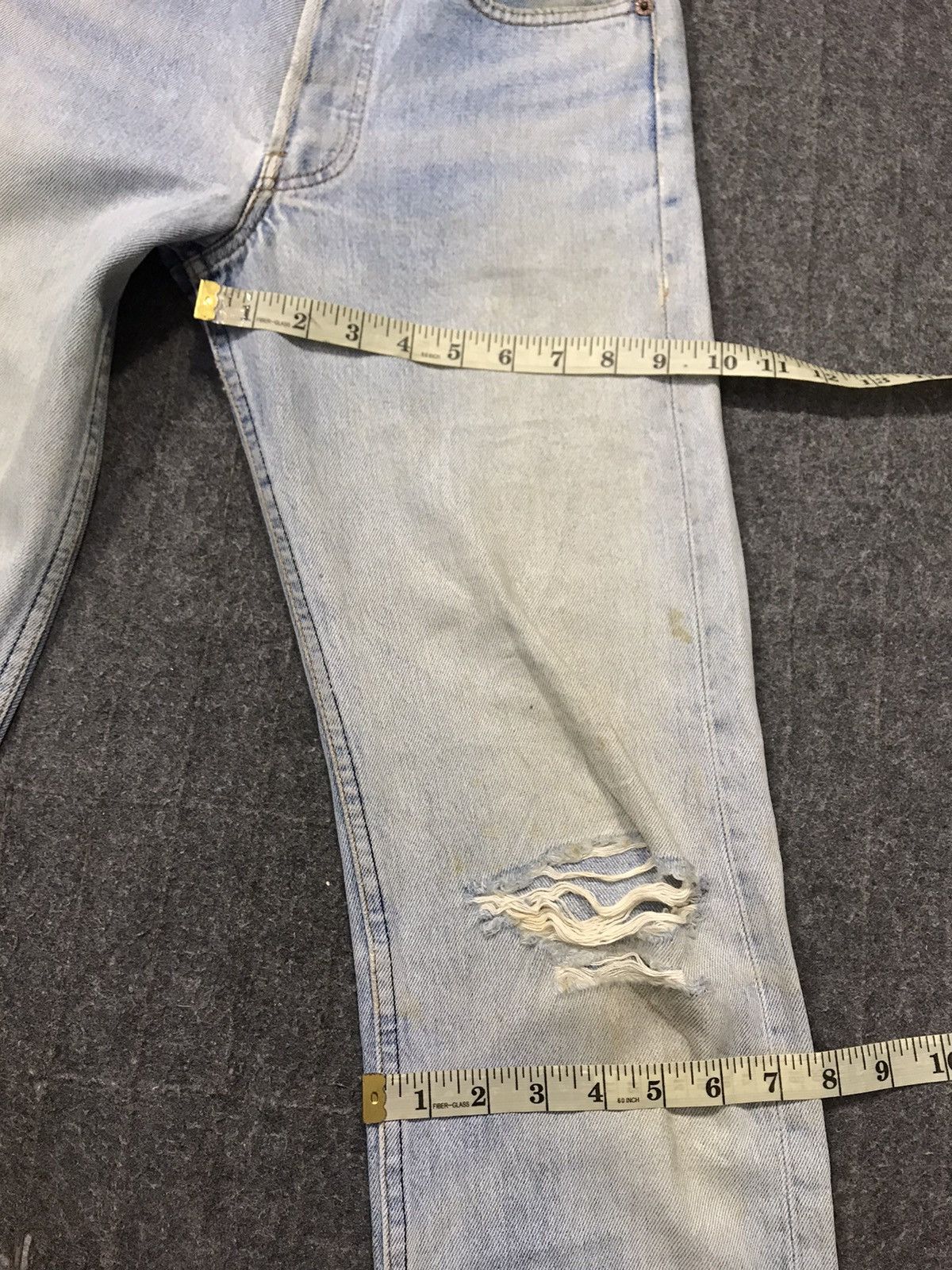 Levi's Levi's Strauss 501 Button Fly Jeans Pants Fits Size 26 27 Size US 27 - 13 Thumbnail