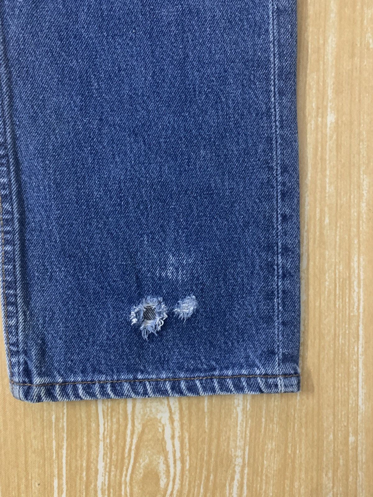 Levi's Vintage Levi’s 501 Button Fly #520 Denim Jeans Pants Size US 28 / EU 44 - 16 Thumbnail
