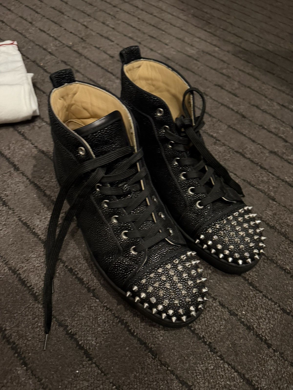 Christian Louboutin Christian Louboutin Lou Spikes Orlato Flat Suede Size US 10 / EU 43 - 2 Thumbnail