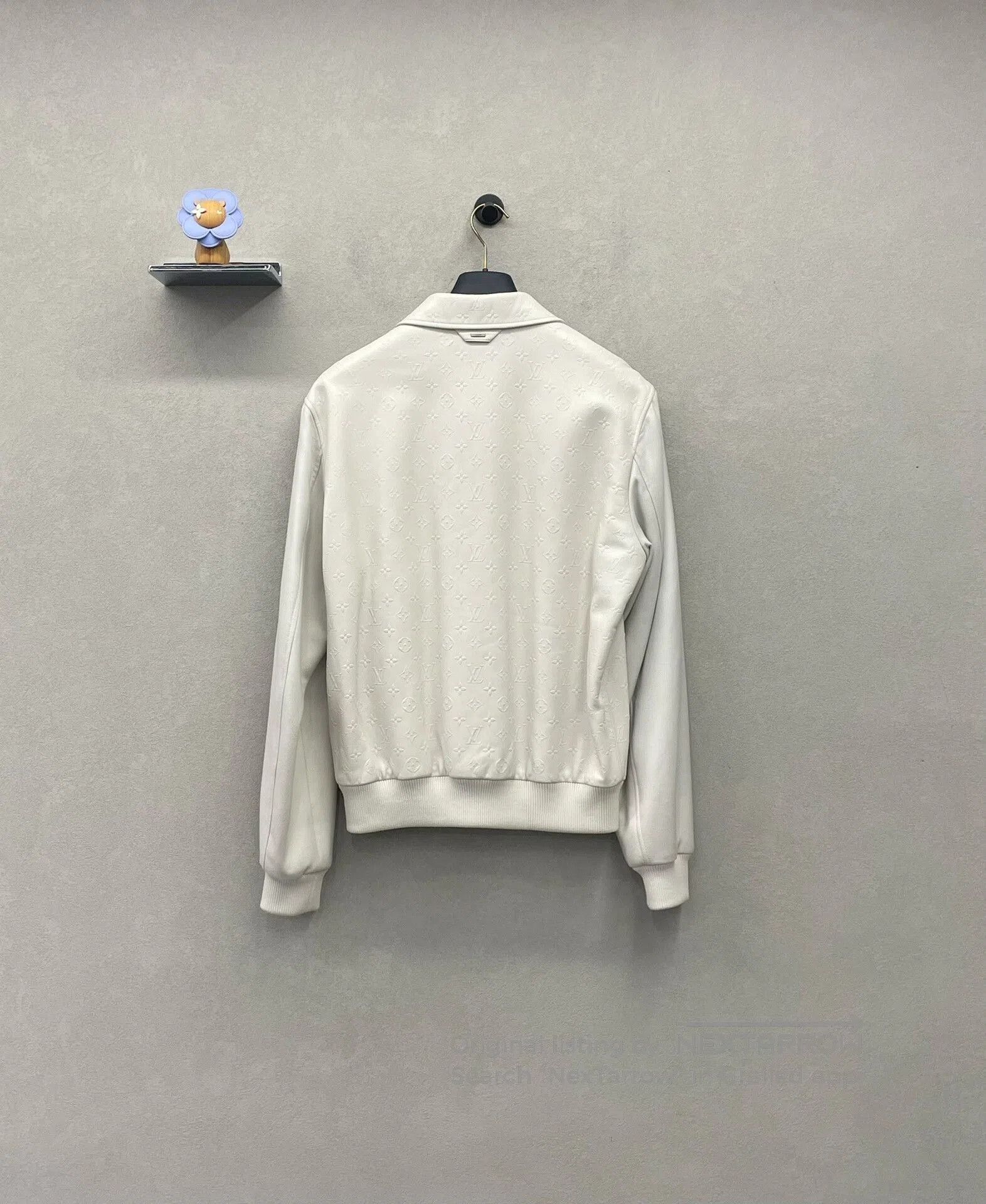 Louis Vuitton white logo lambskin leather jacket for men. Size US L / EU 52-54 / 3 - 2 Thumbnail